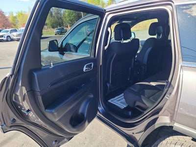 2020 Jeep Grand Cherokee Laredo E 4x4