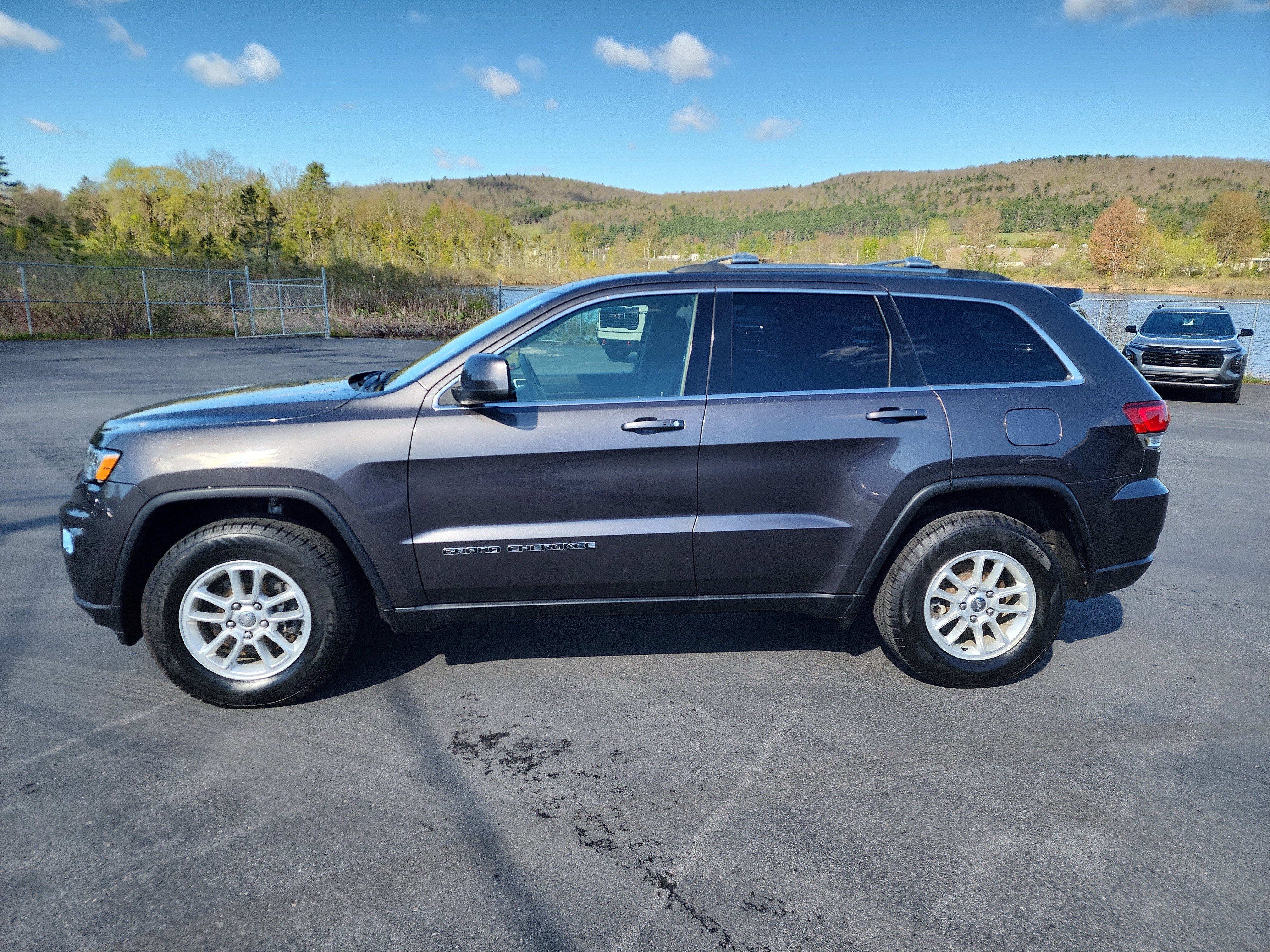 2020 Jeep Grand Cherokee Laredo E 4x4