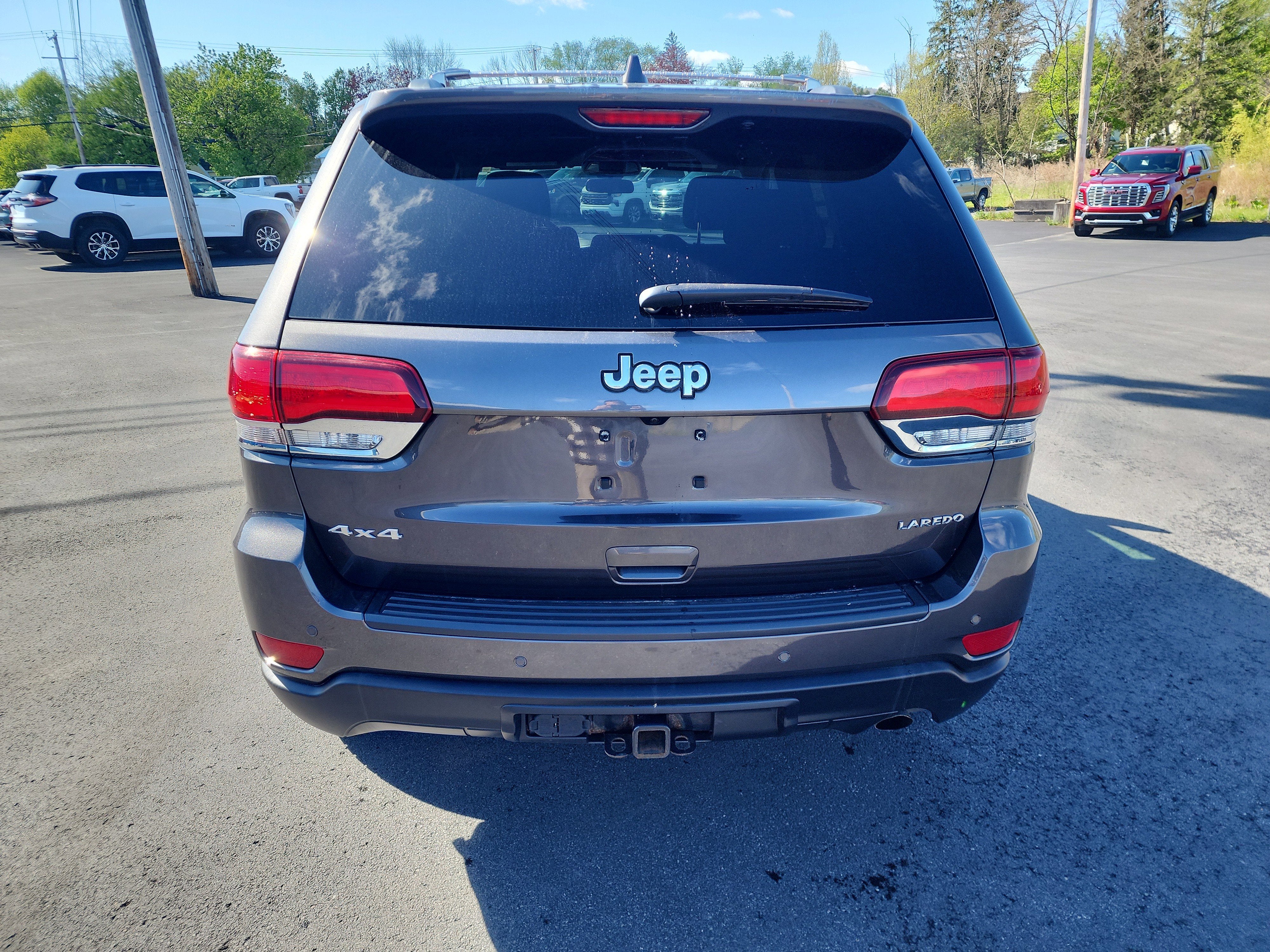2020 Jeep Grand Cherokee Laredo E 4x4