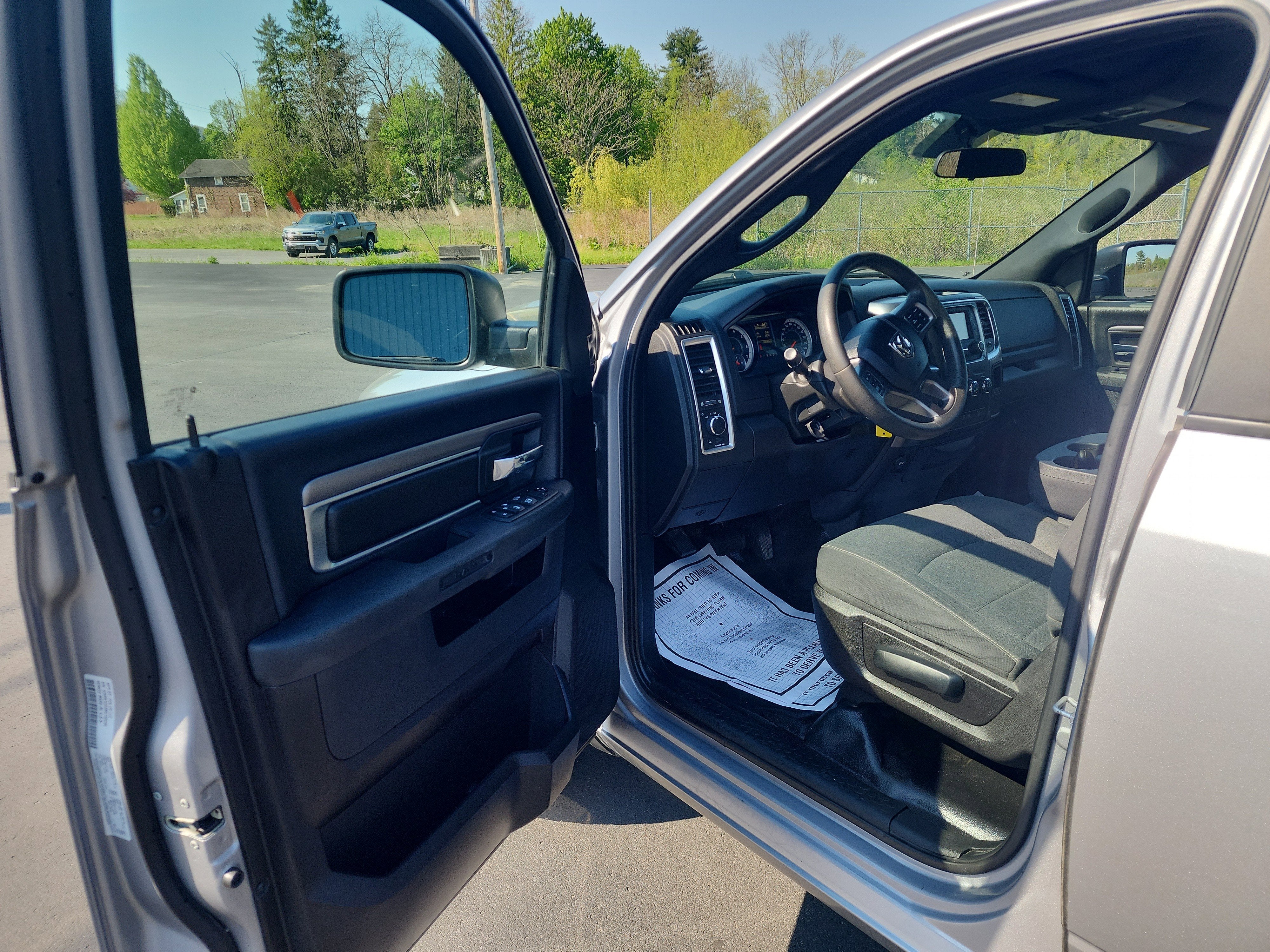 2022 RAM 1500 Classic Warlock Quad Cab 4x4 6'4" Box