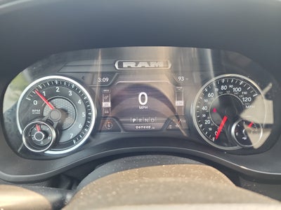 2022 RAM 1500 Big Horn Quad Cab 4x4 6'4" Box