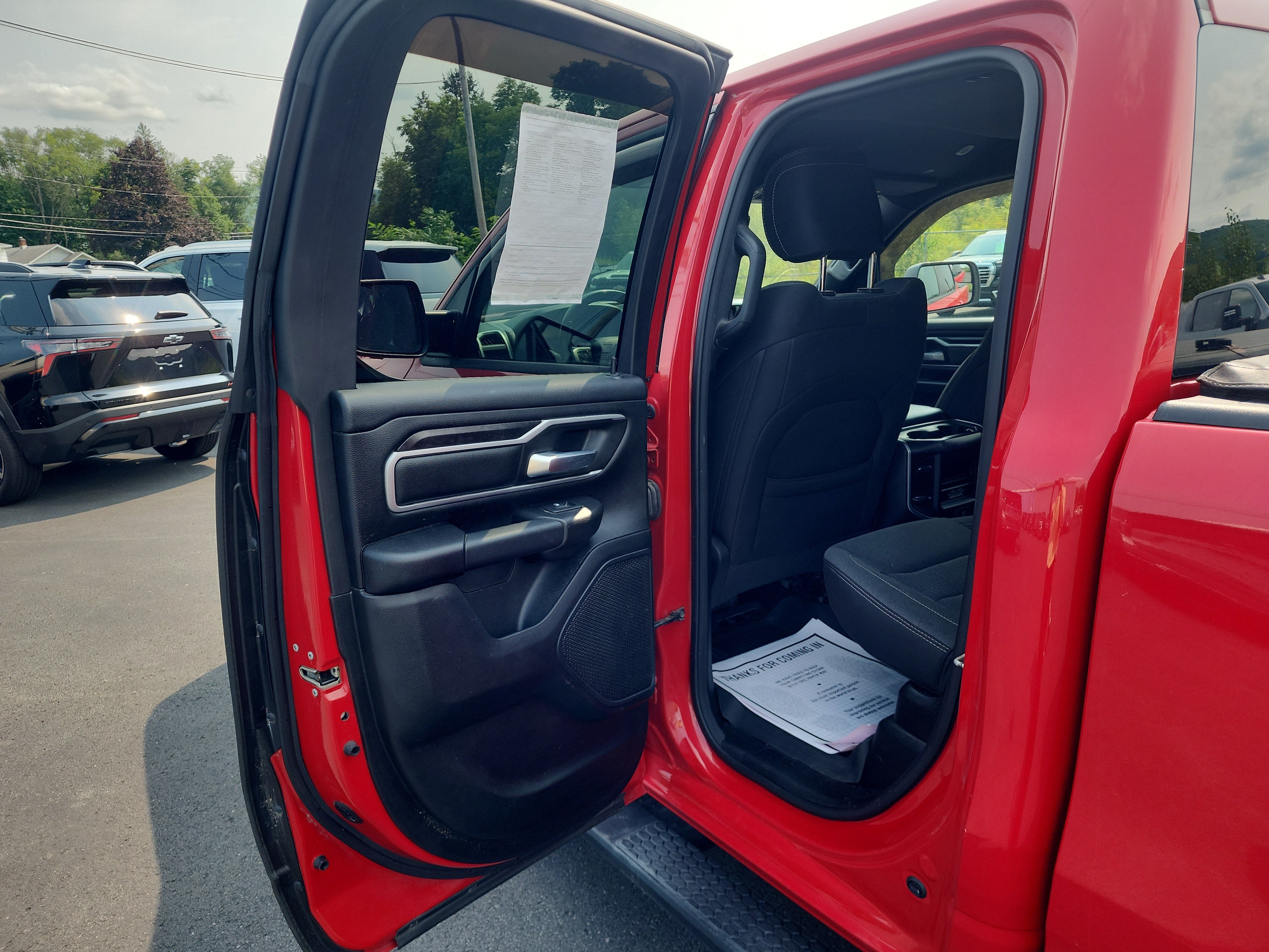 2022 RAM 1500 Big Horn Quad Cab 4x4 6'4" Box