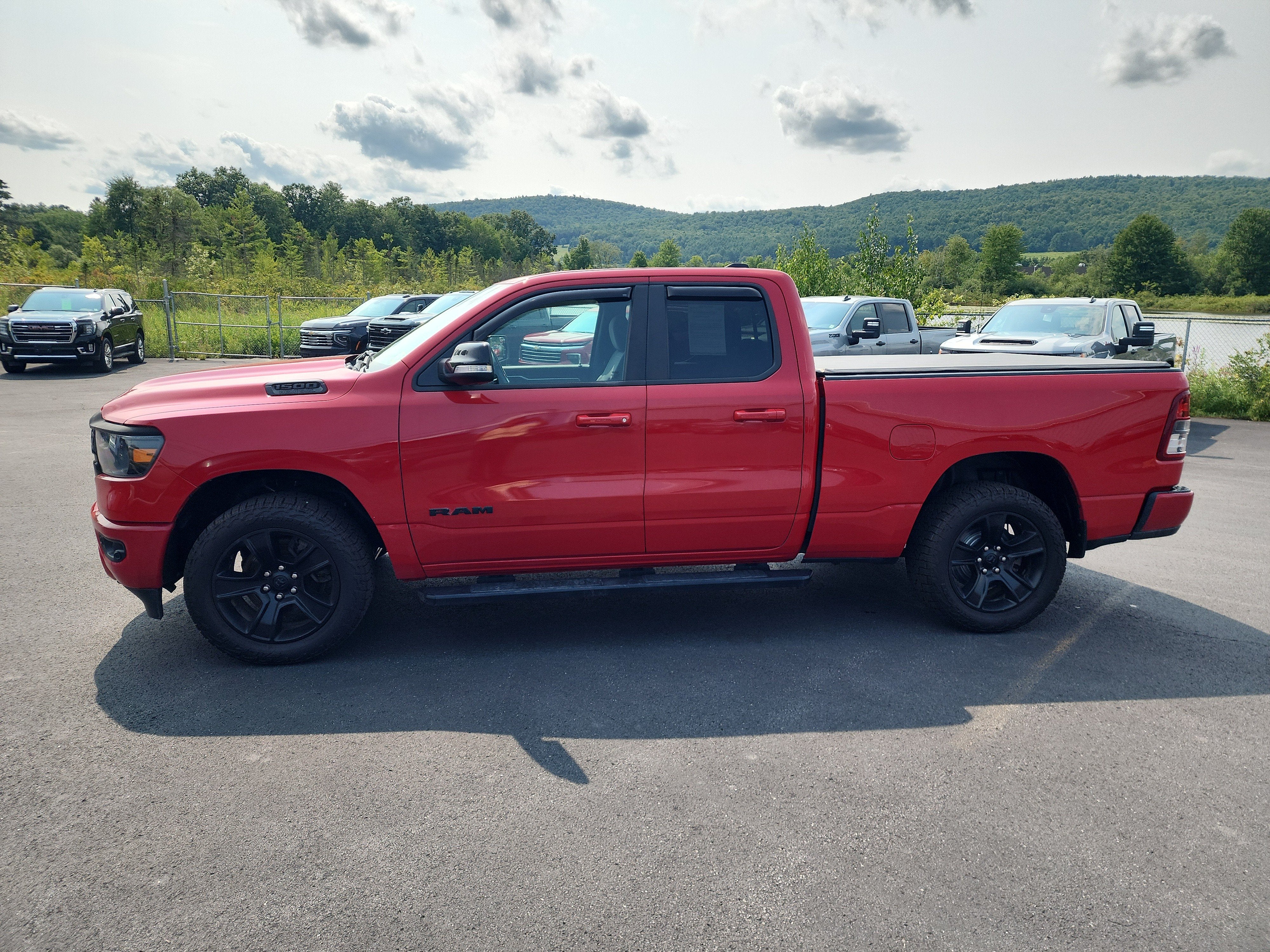 2022 RAM 1500 Big Horn Quad Cab 4x4 6'4" Box