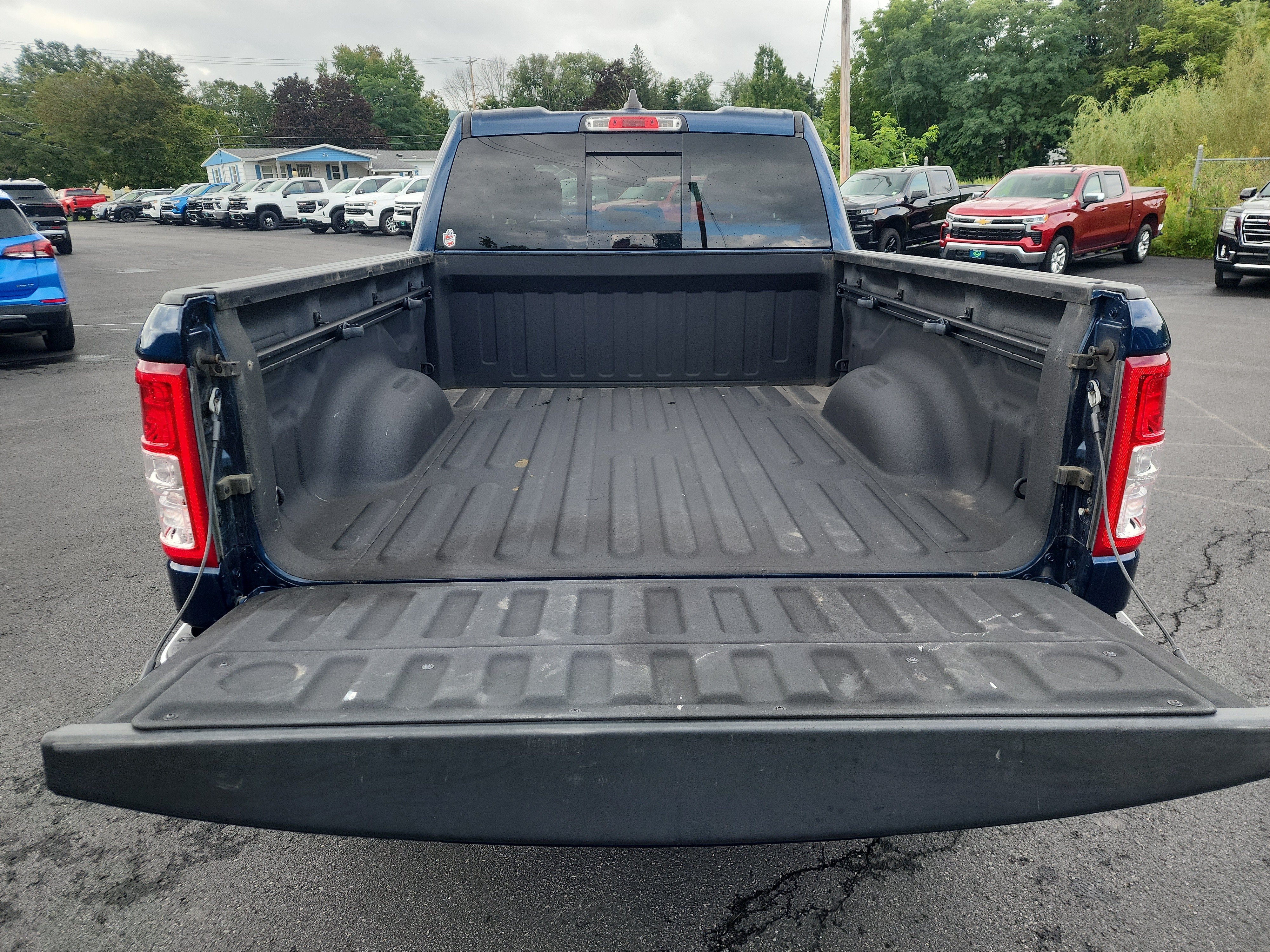 2021 RAM 1500 Big Horn Quad Cab 4x4 6'4" Box