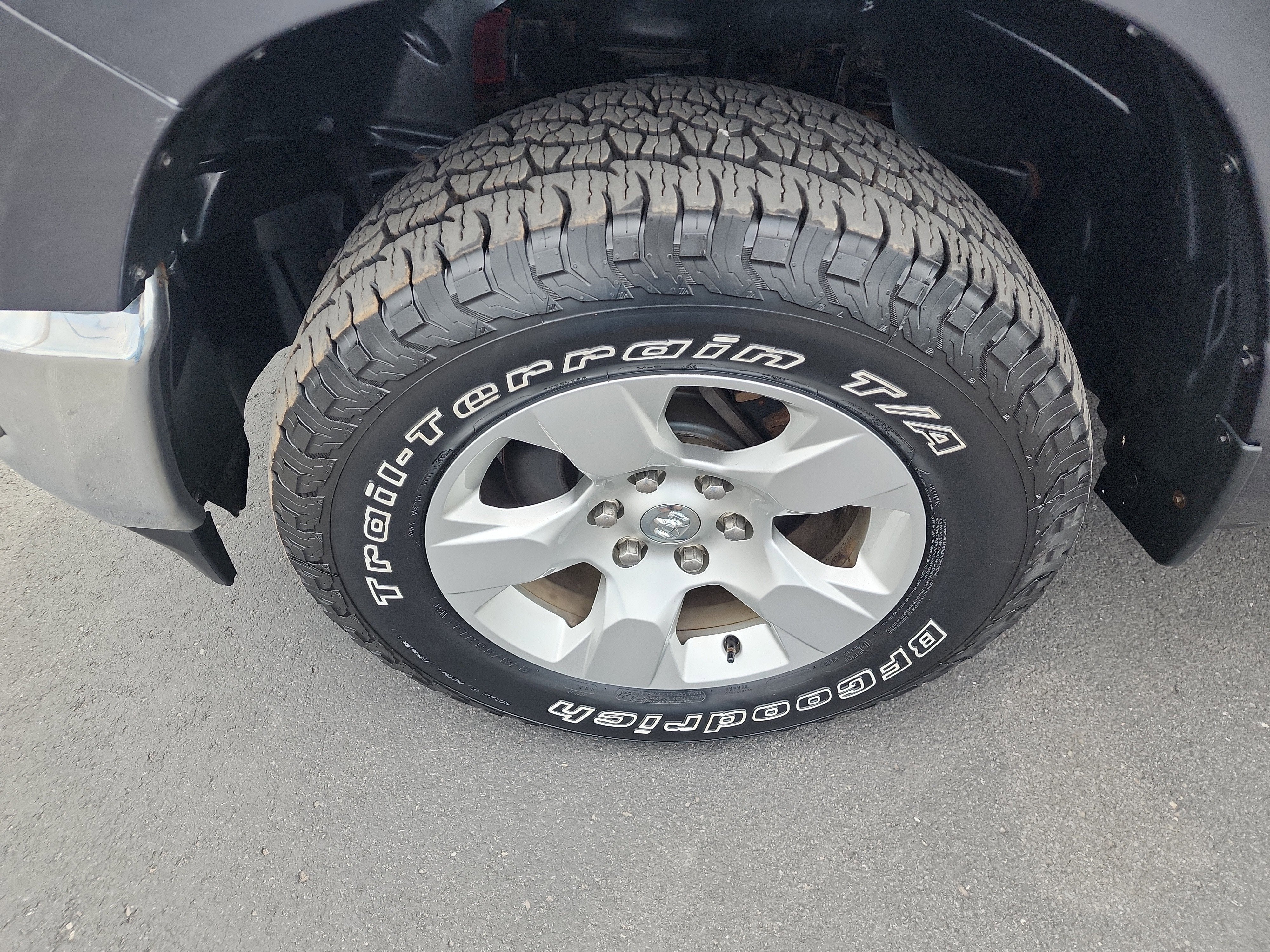 2019 RAM 1500 Big Horn/Lone Star Crew Cab 4x4 5'7" Box
