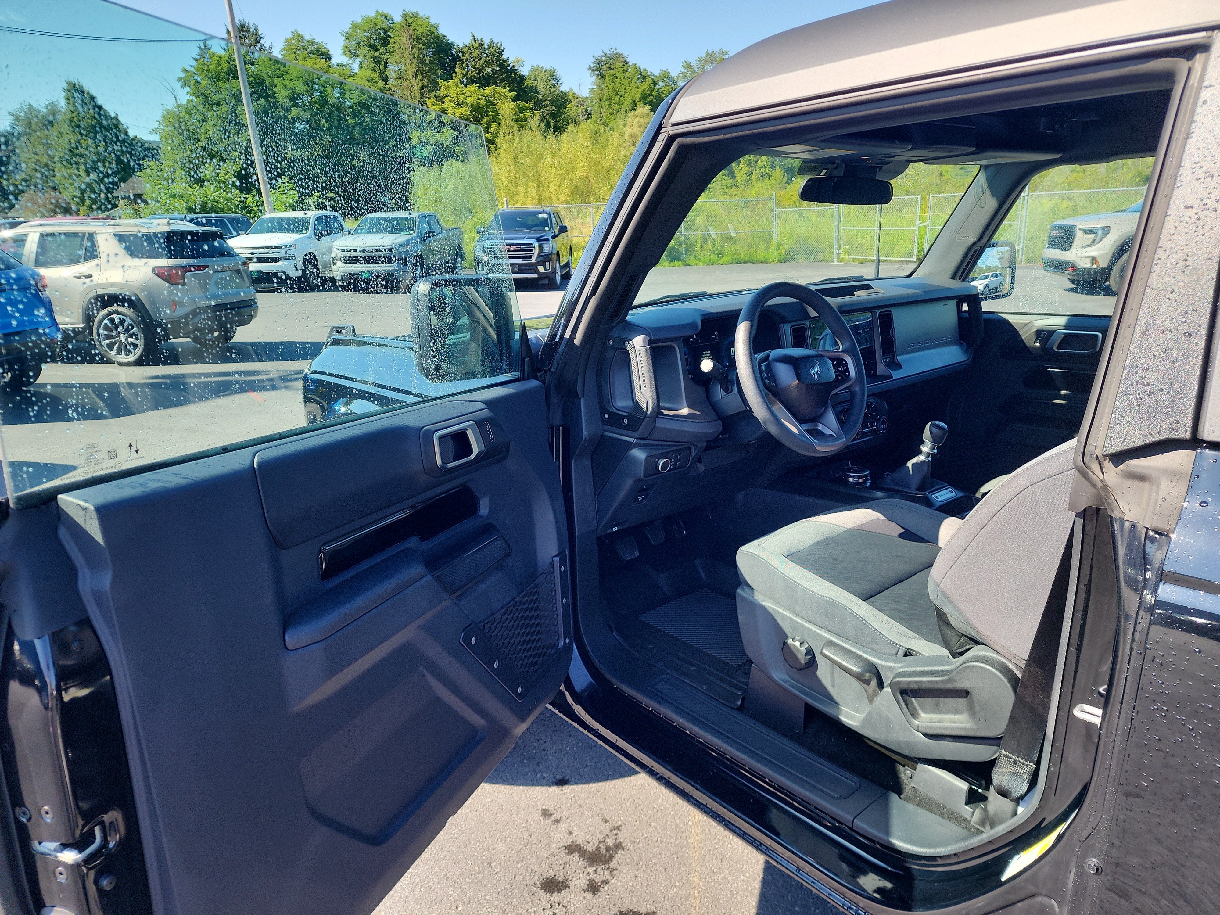 2025 Ford Bronco Base
