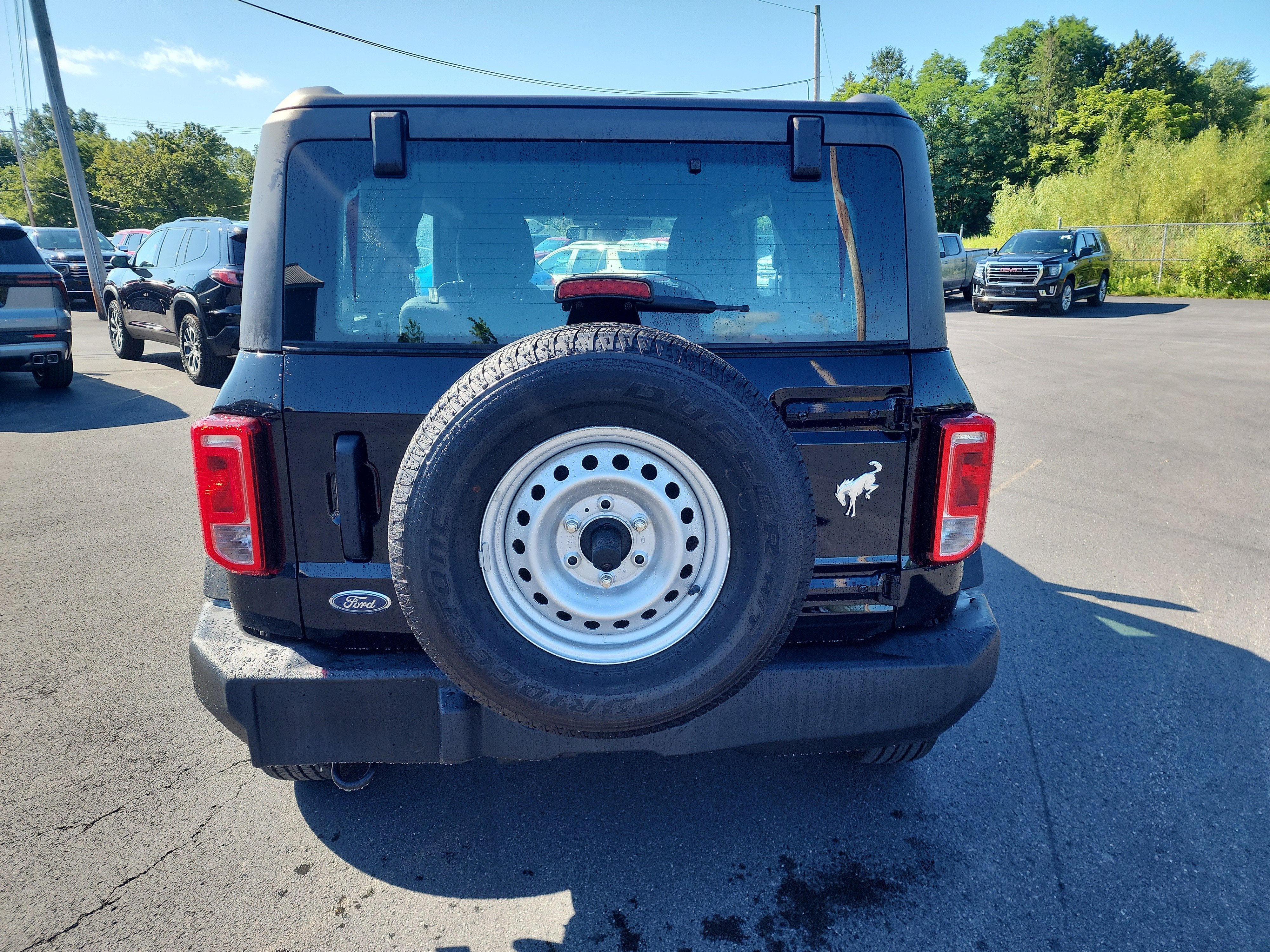 2025 Ford Bronco Base