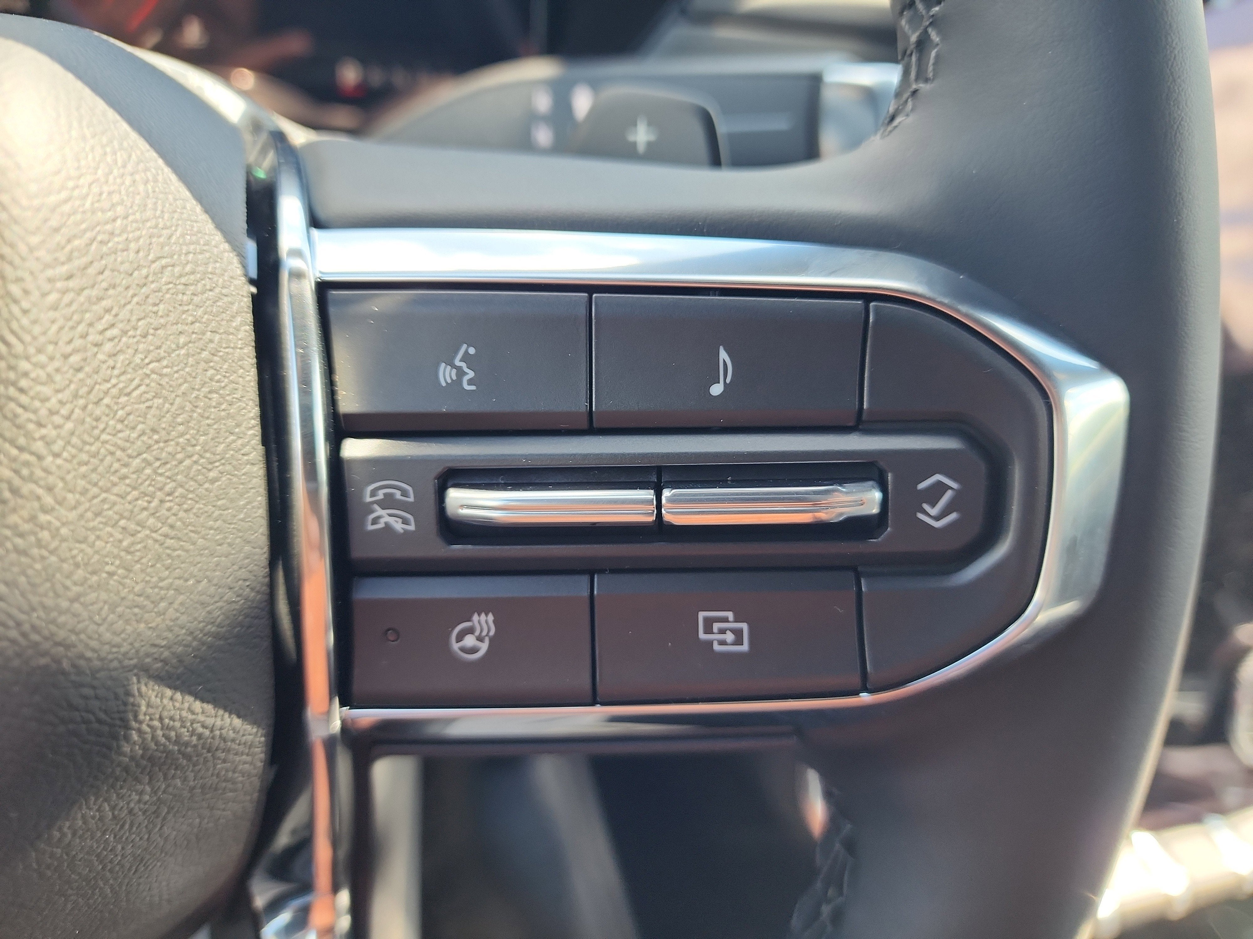 2026 GMC Acadia Elevation - Photo 19