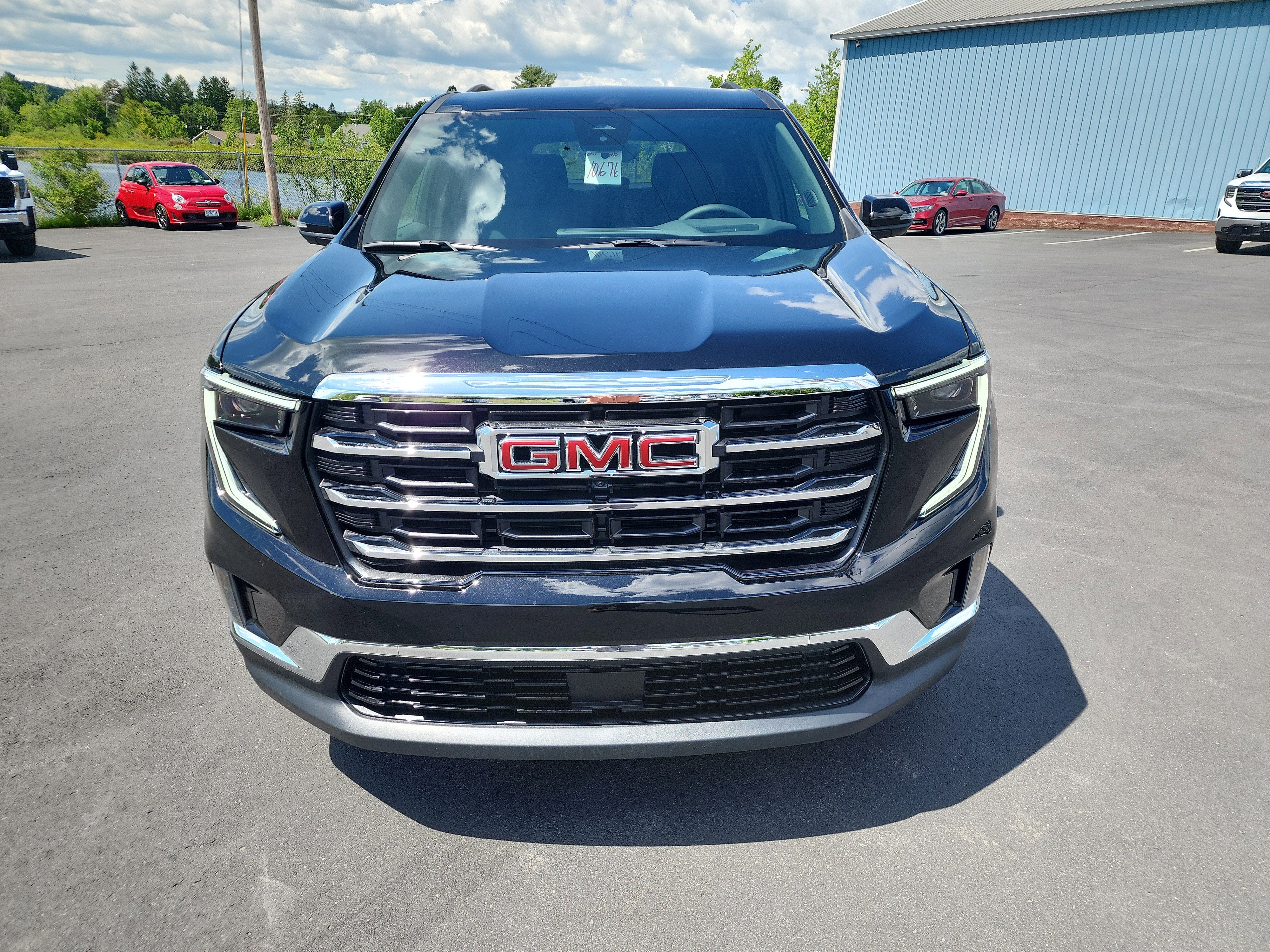 2026 GMC Acadia Elevation - Photo 3