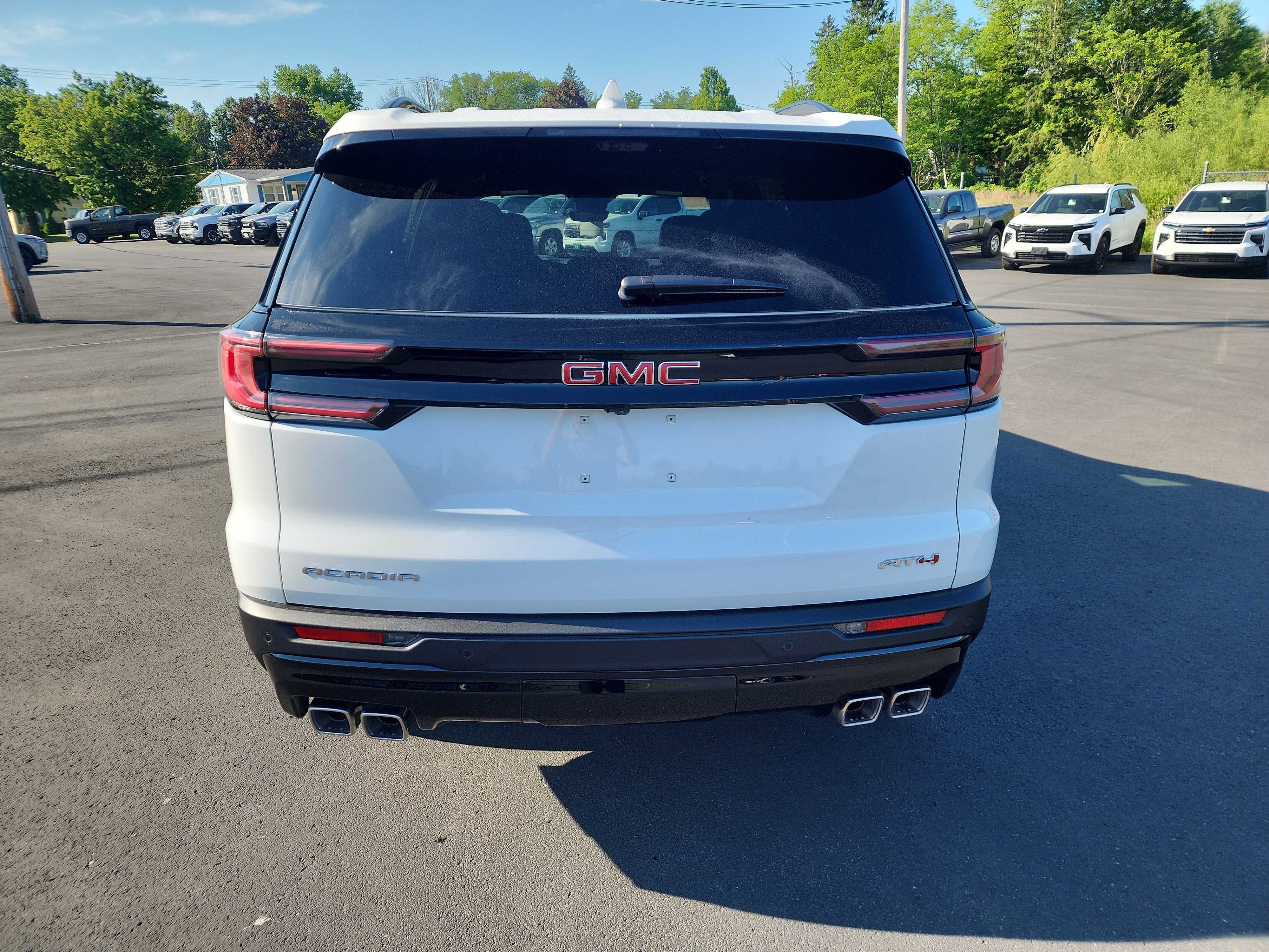 2026 GMC Acadia AT4