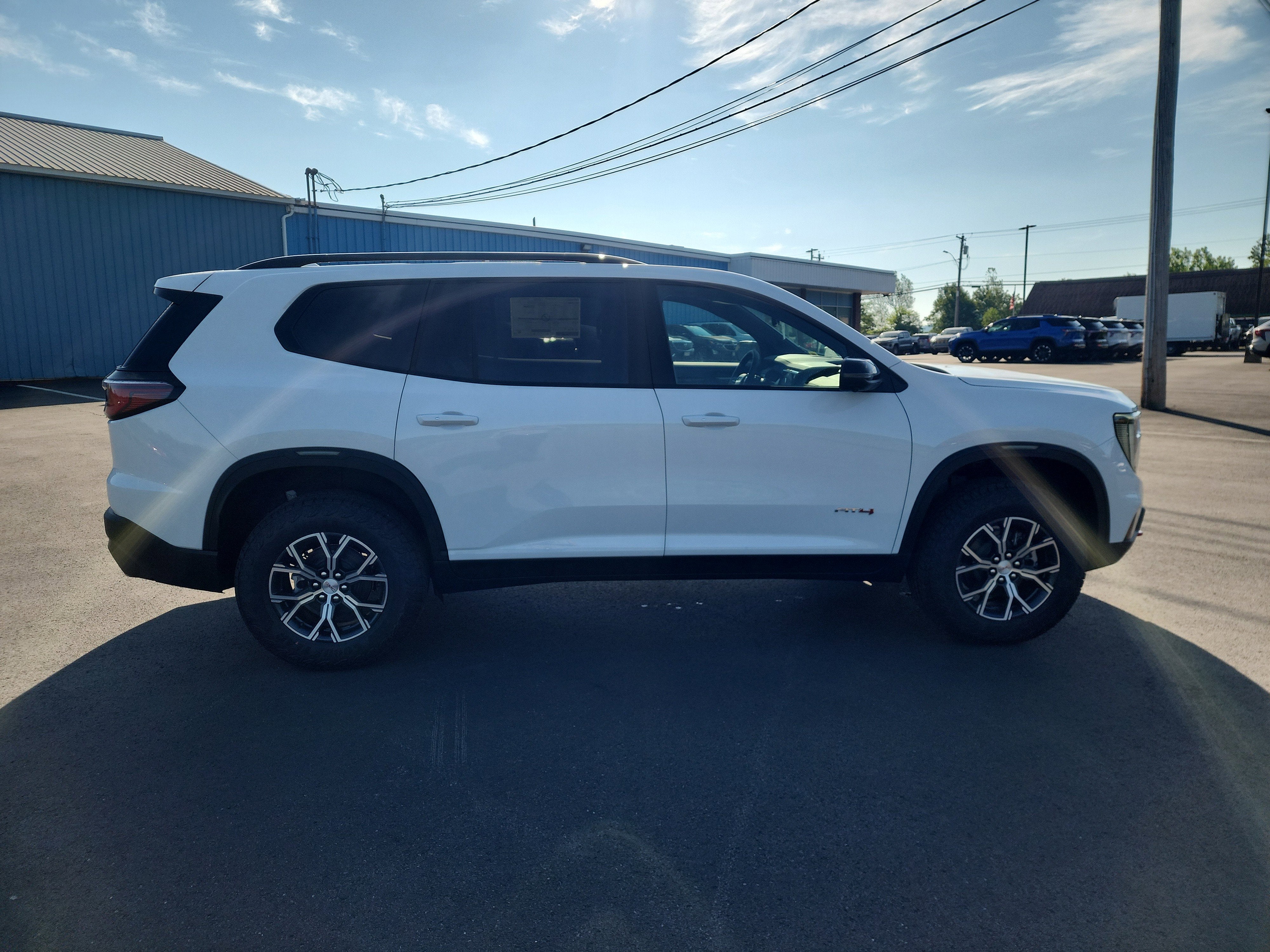 2026 GMC Acadia AT4