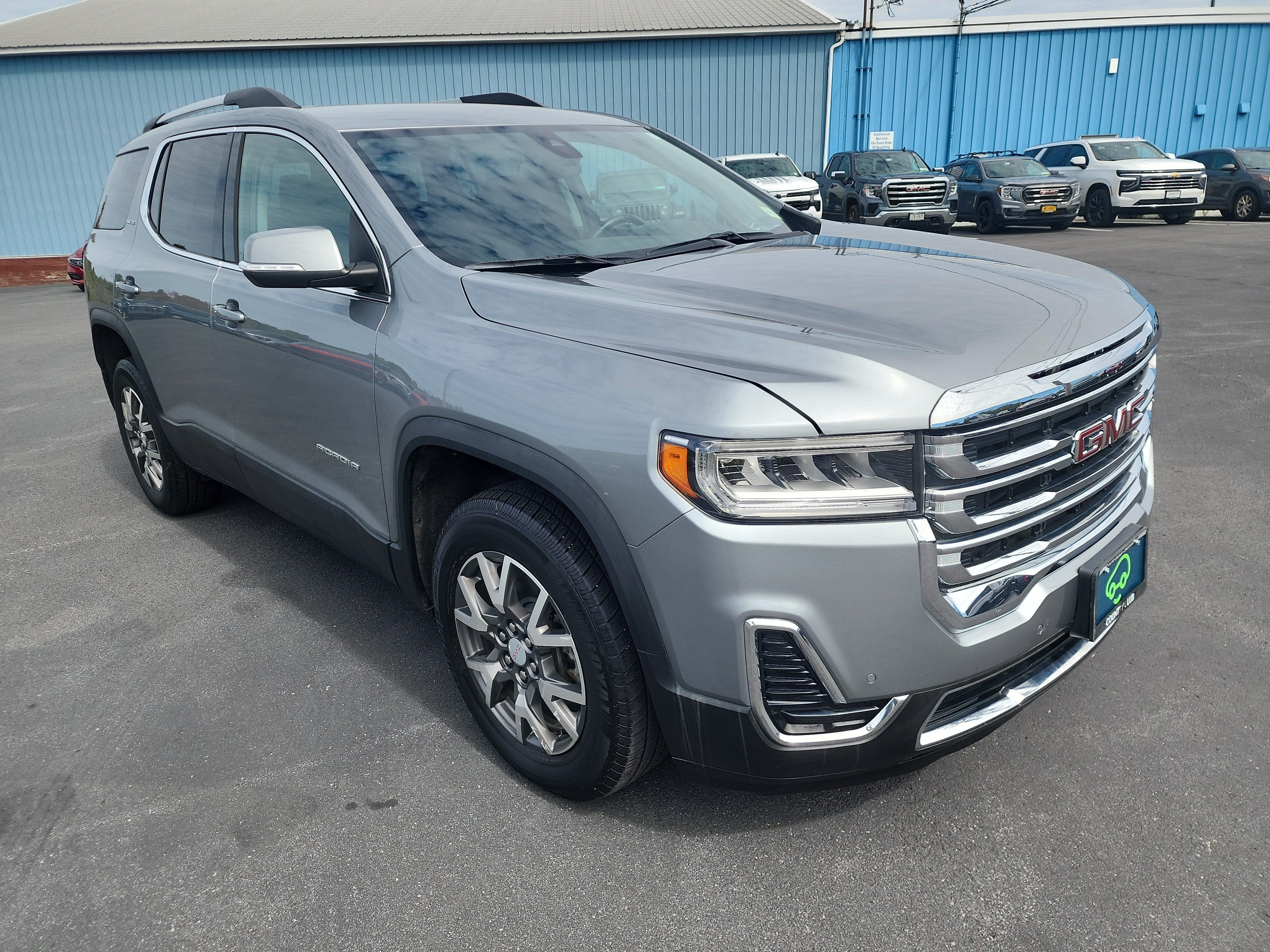 2023 GMC Acadia SLE