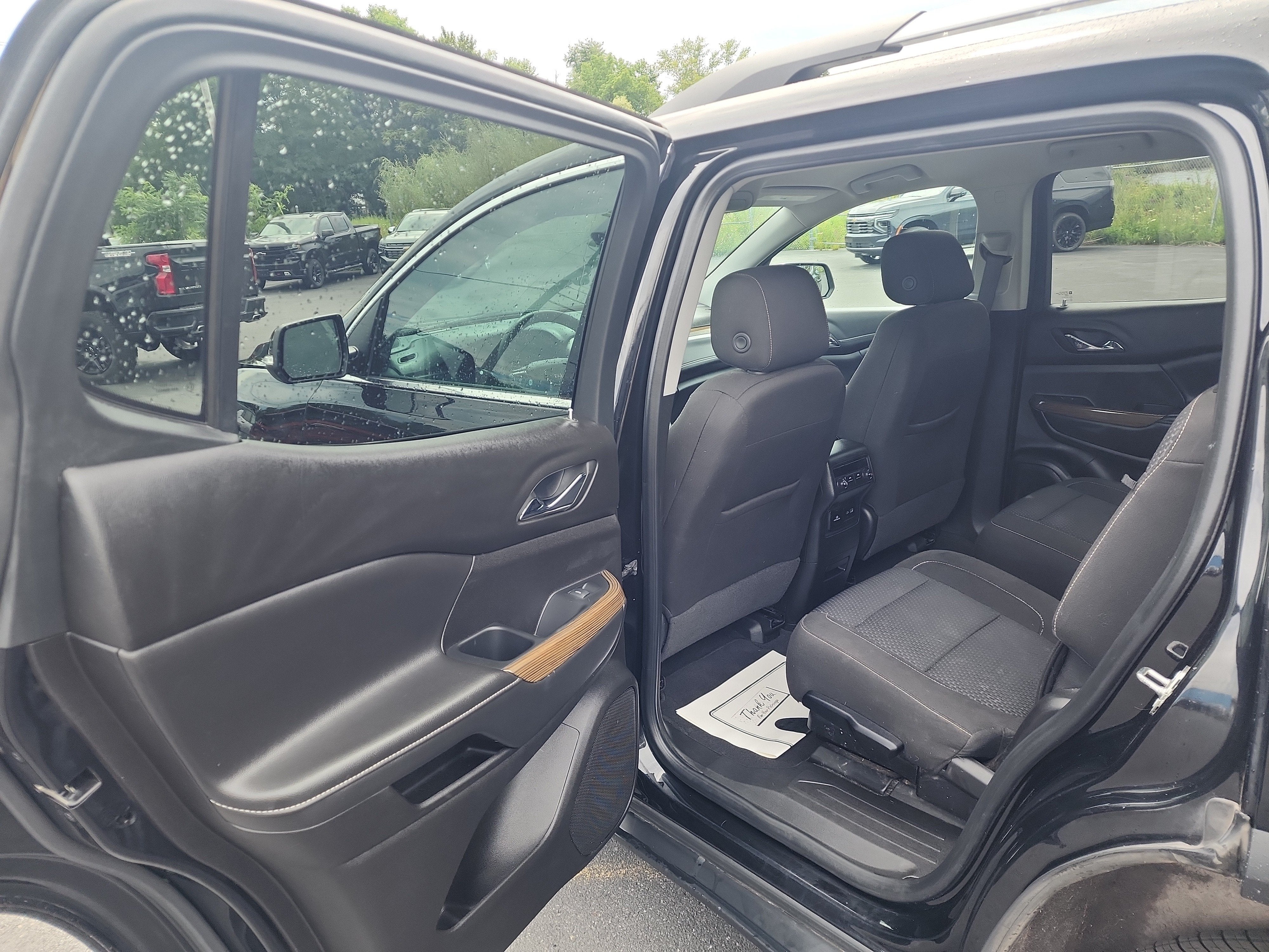 2023 GMC Acadia SLE - Photo 24