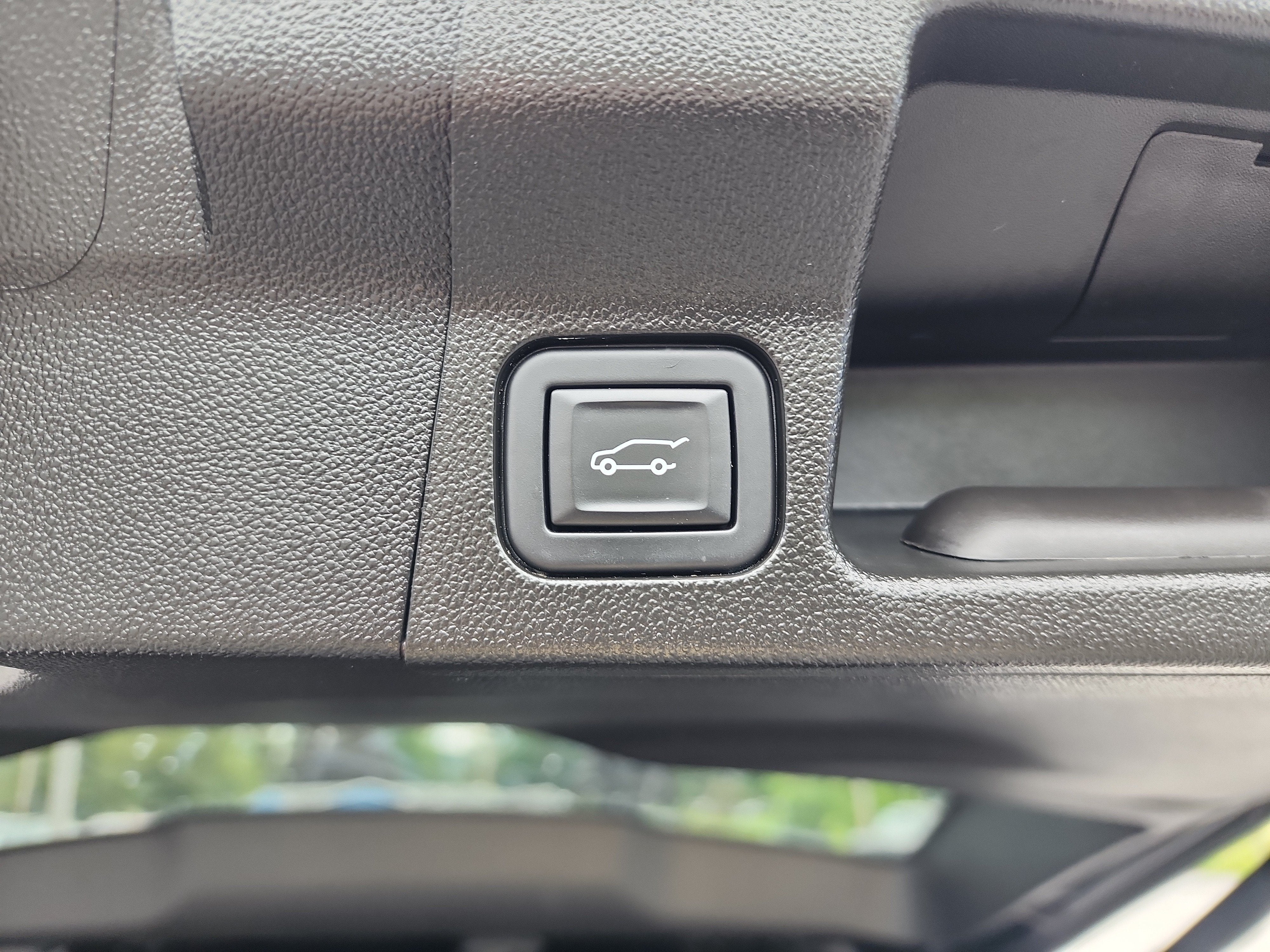 2023 GMC Acadia SLE - Photo 32