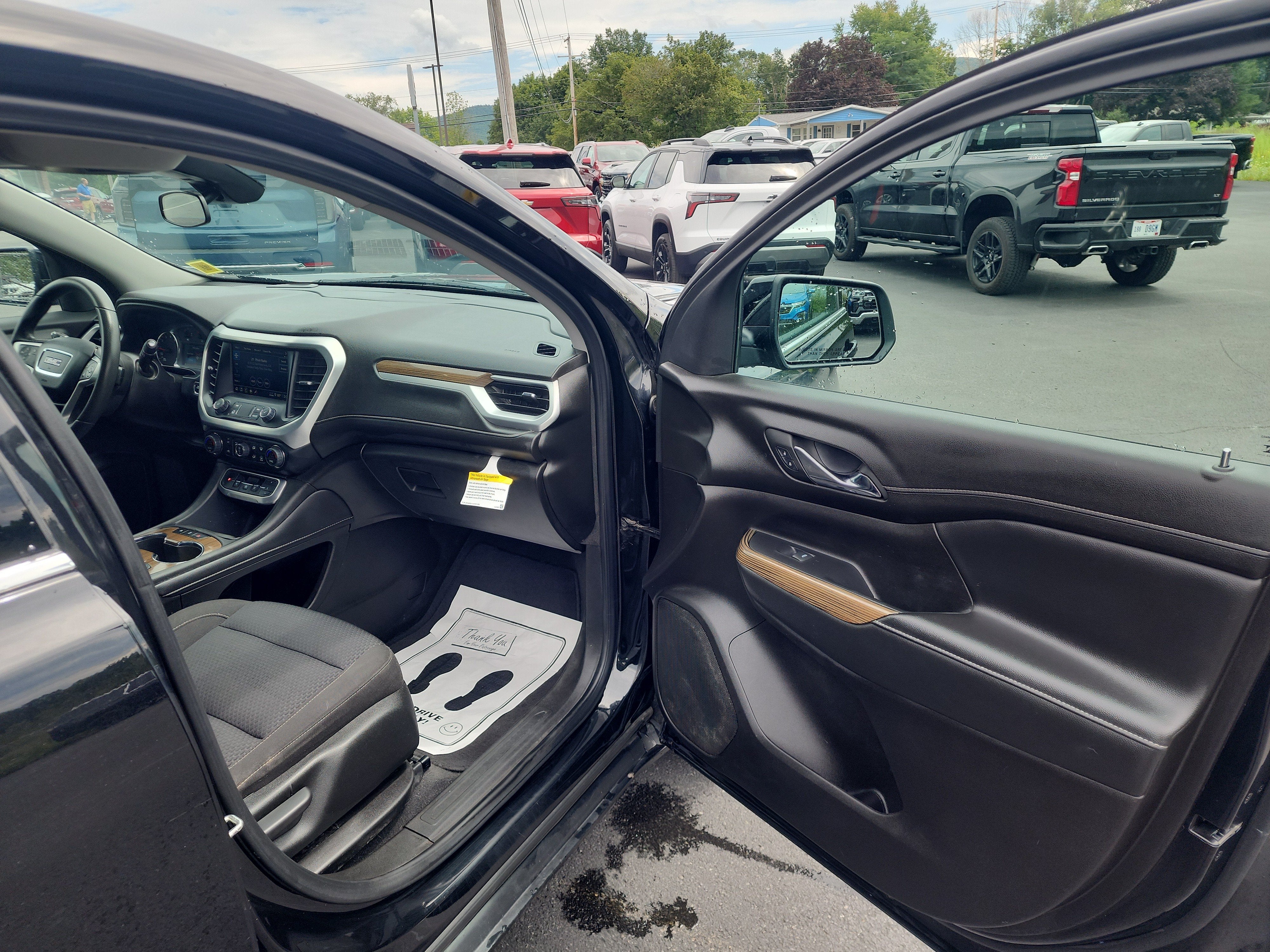 2023 GMC Acadia SLE - Photo 34