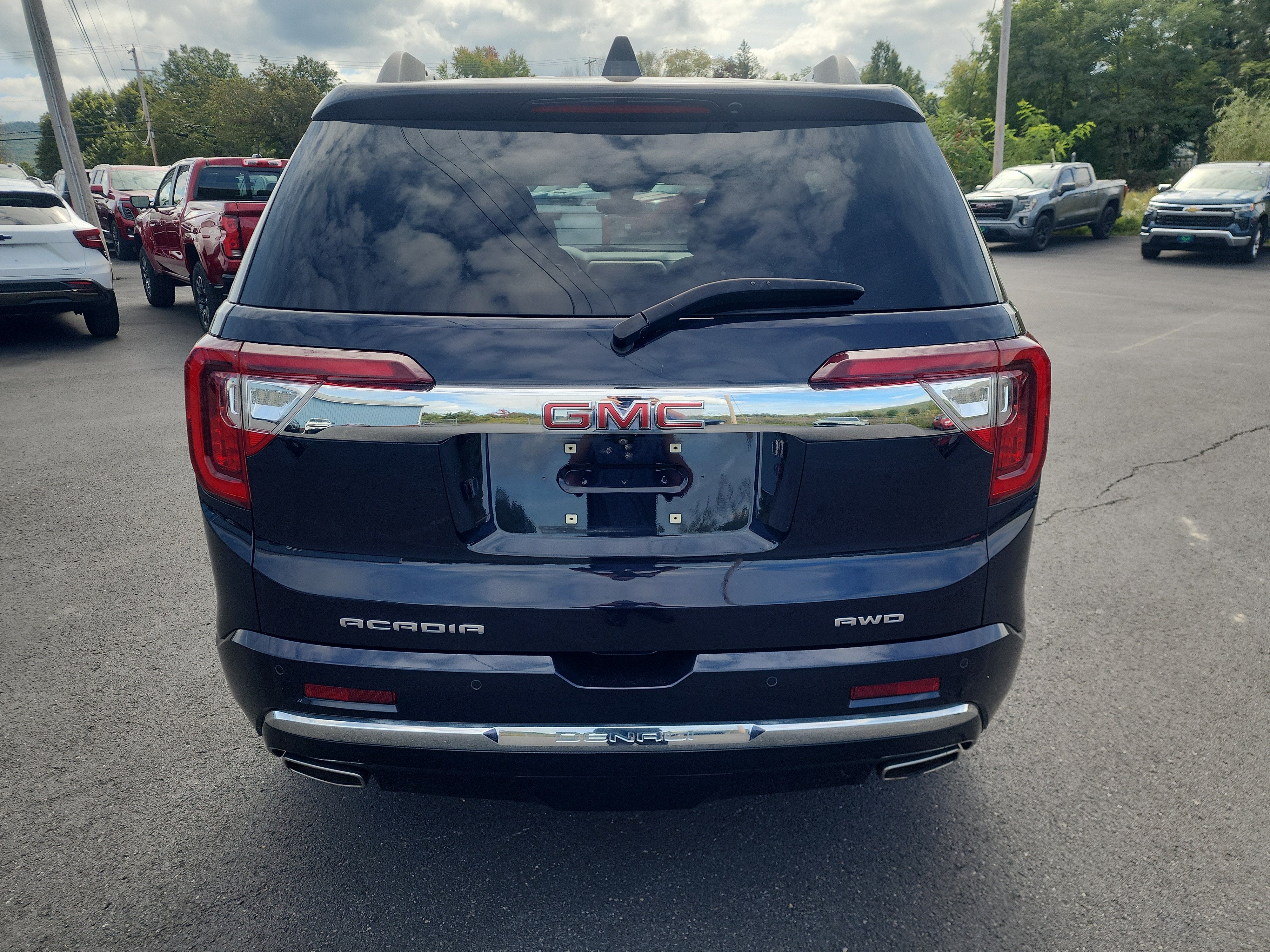 2021 GMC Acadia Denali