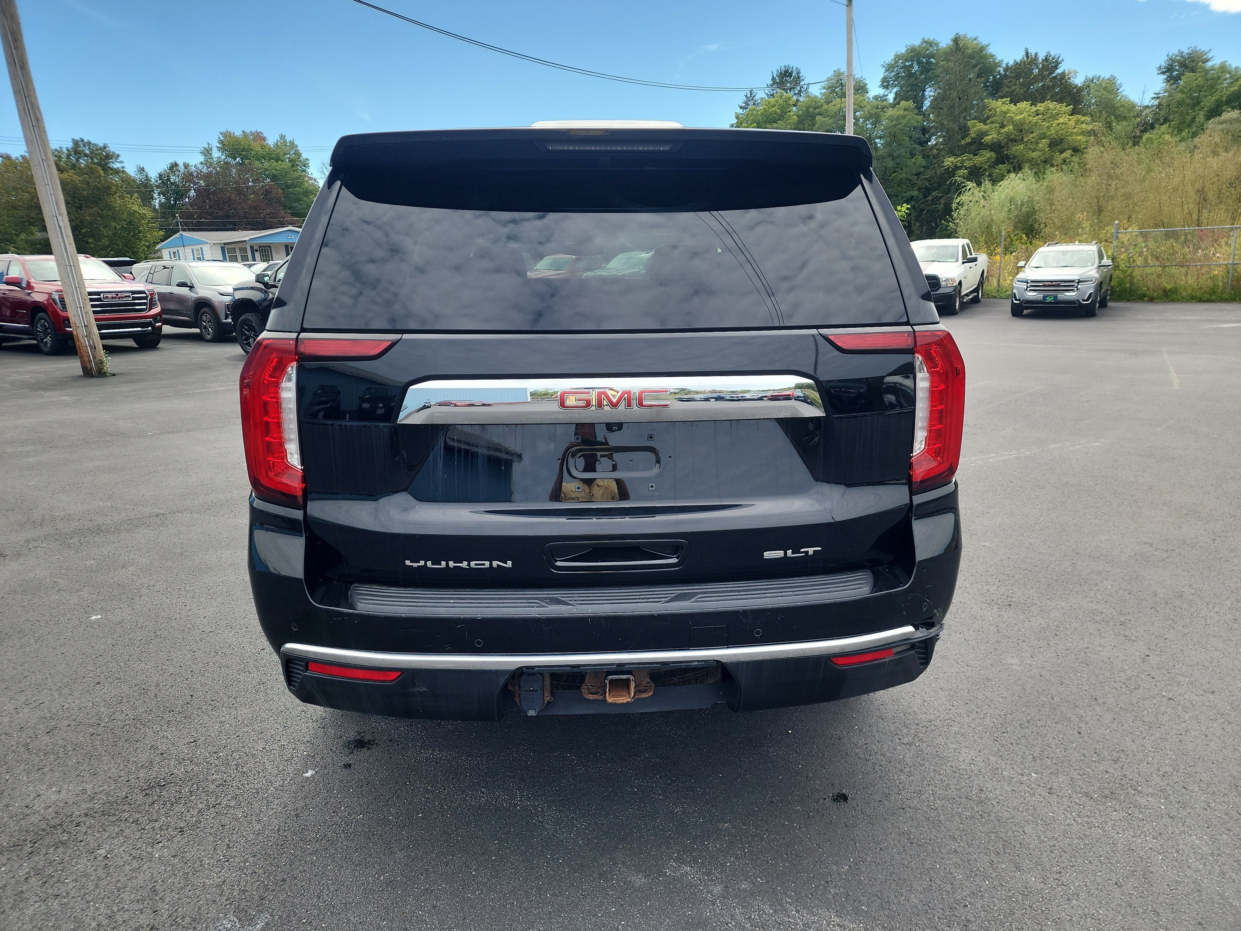 2021 GMC Yukon SLT