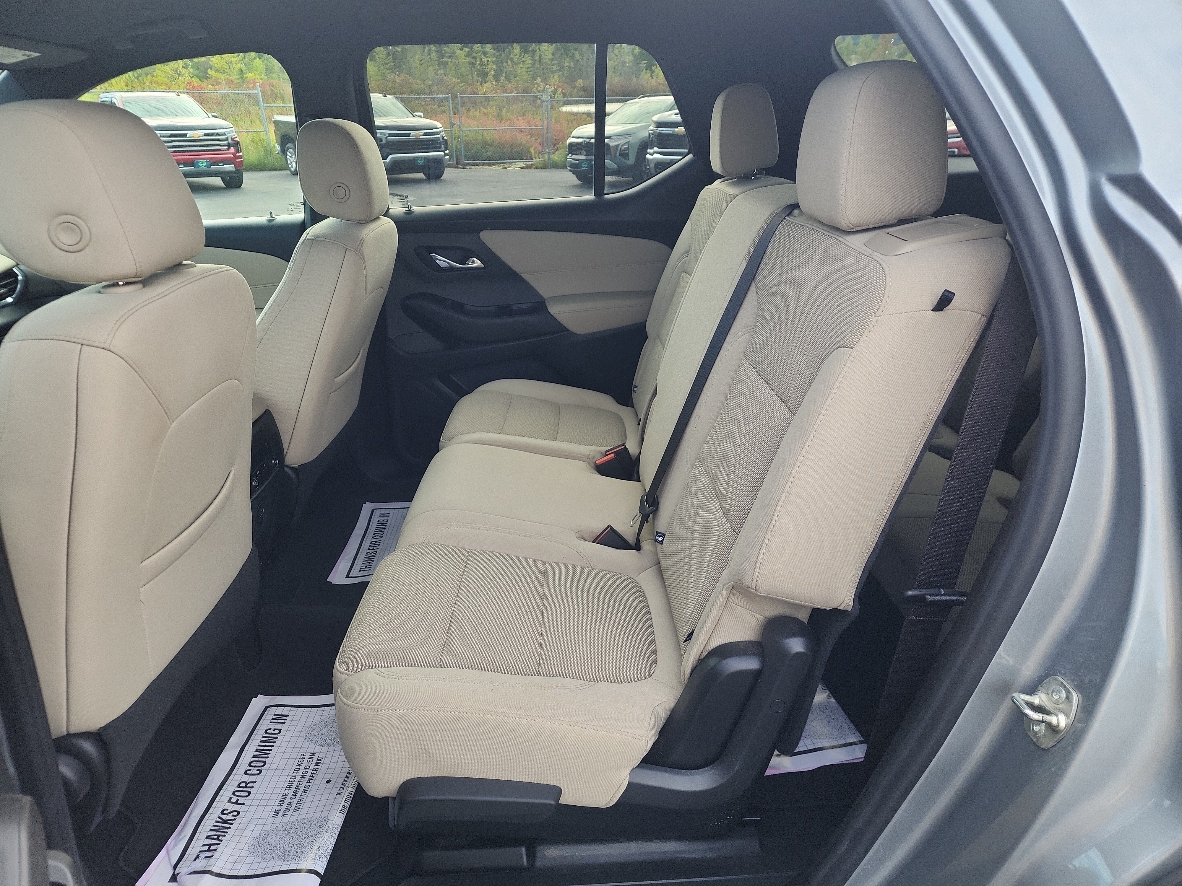2023 Chevrolet Traverse LS