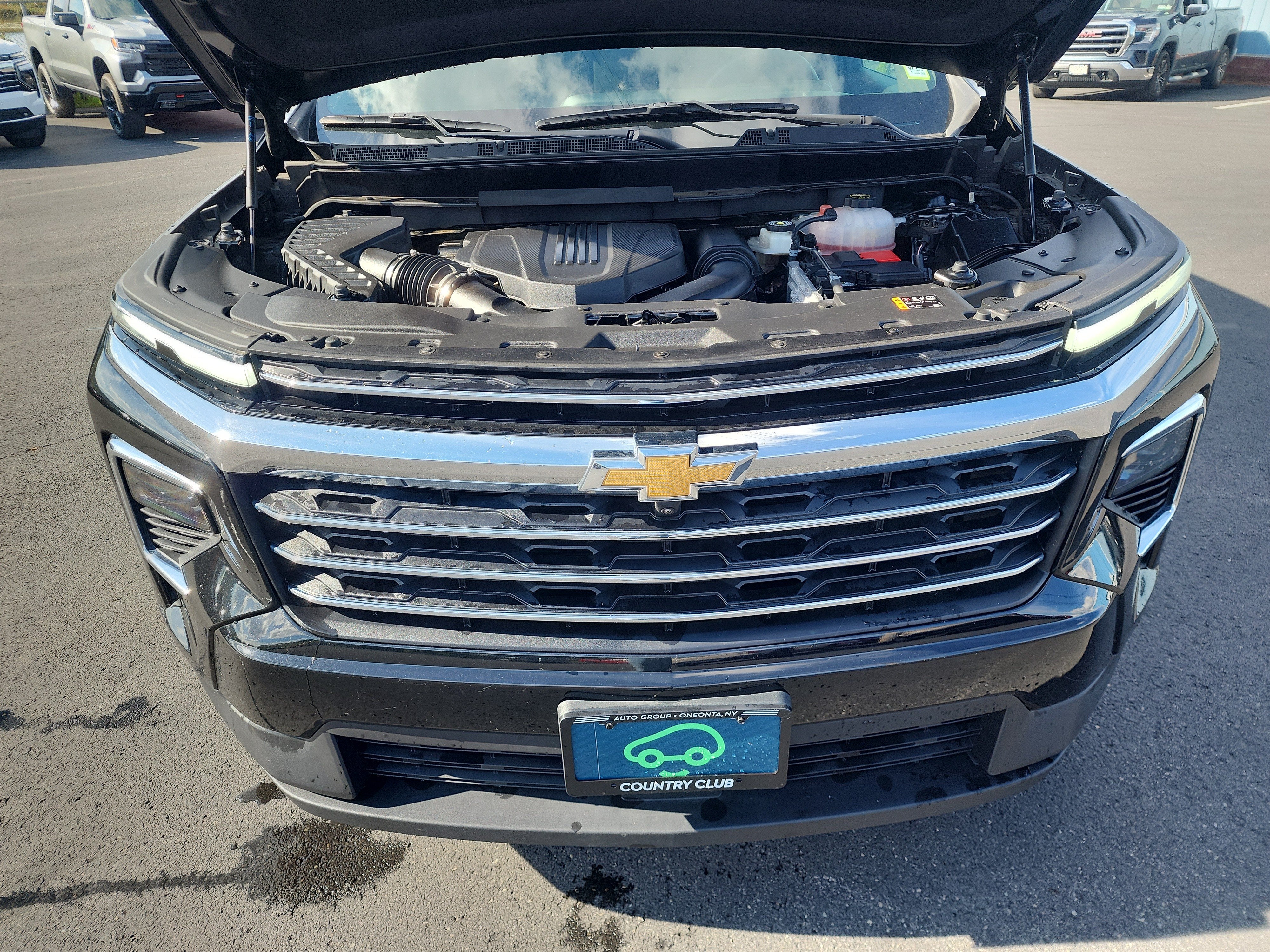 2024 Chevrolet Traverse LT