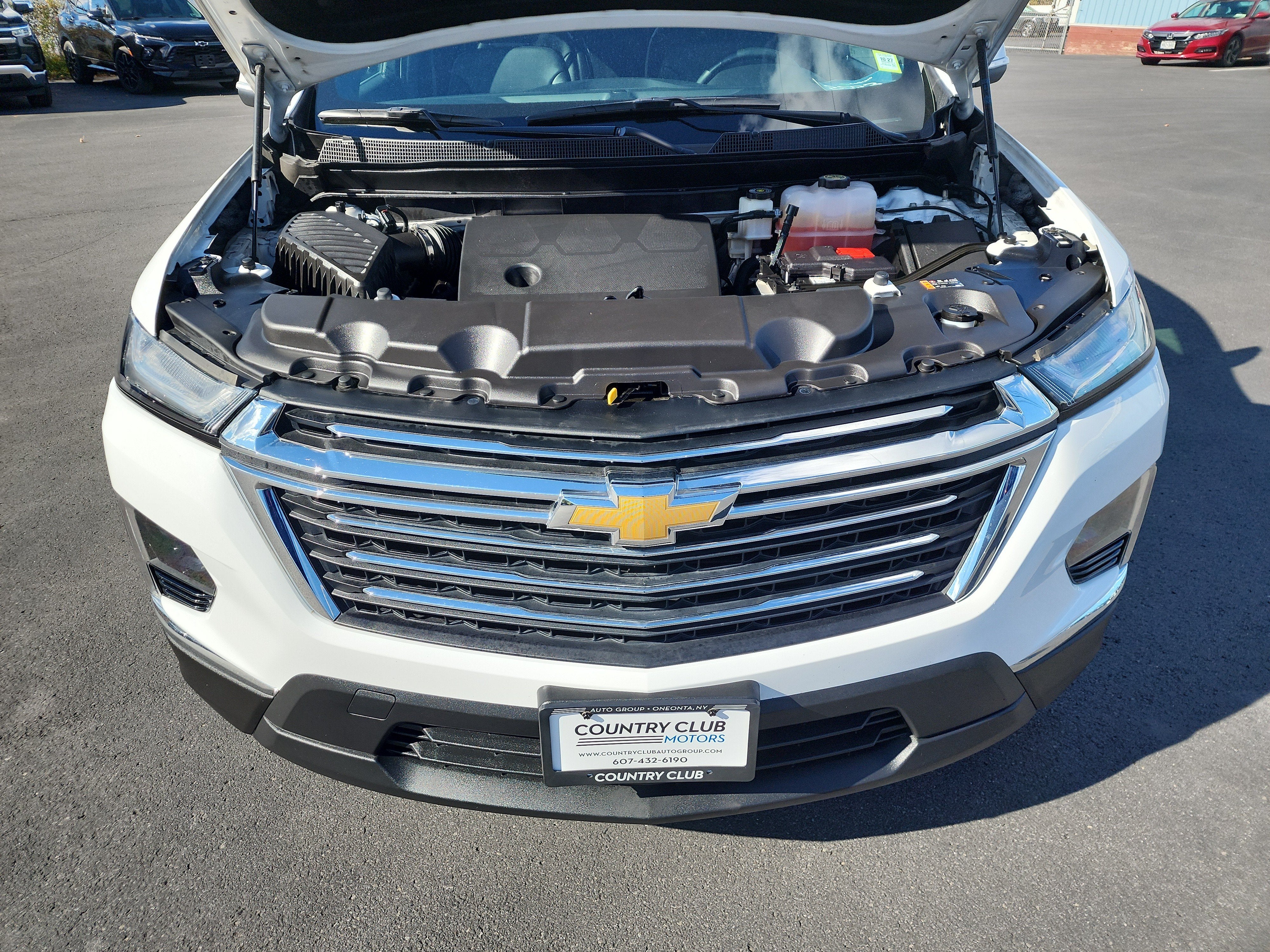 2023 Chevrolet Traverse LT Leather