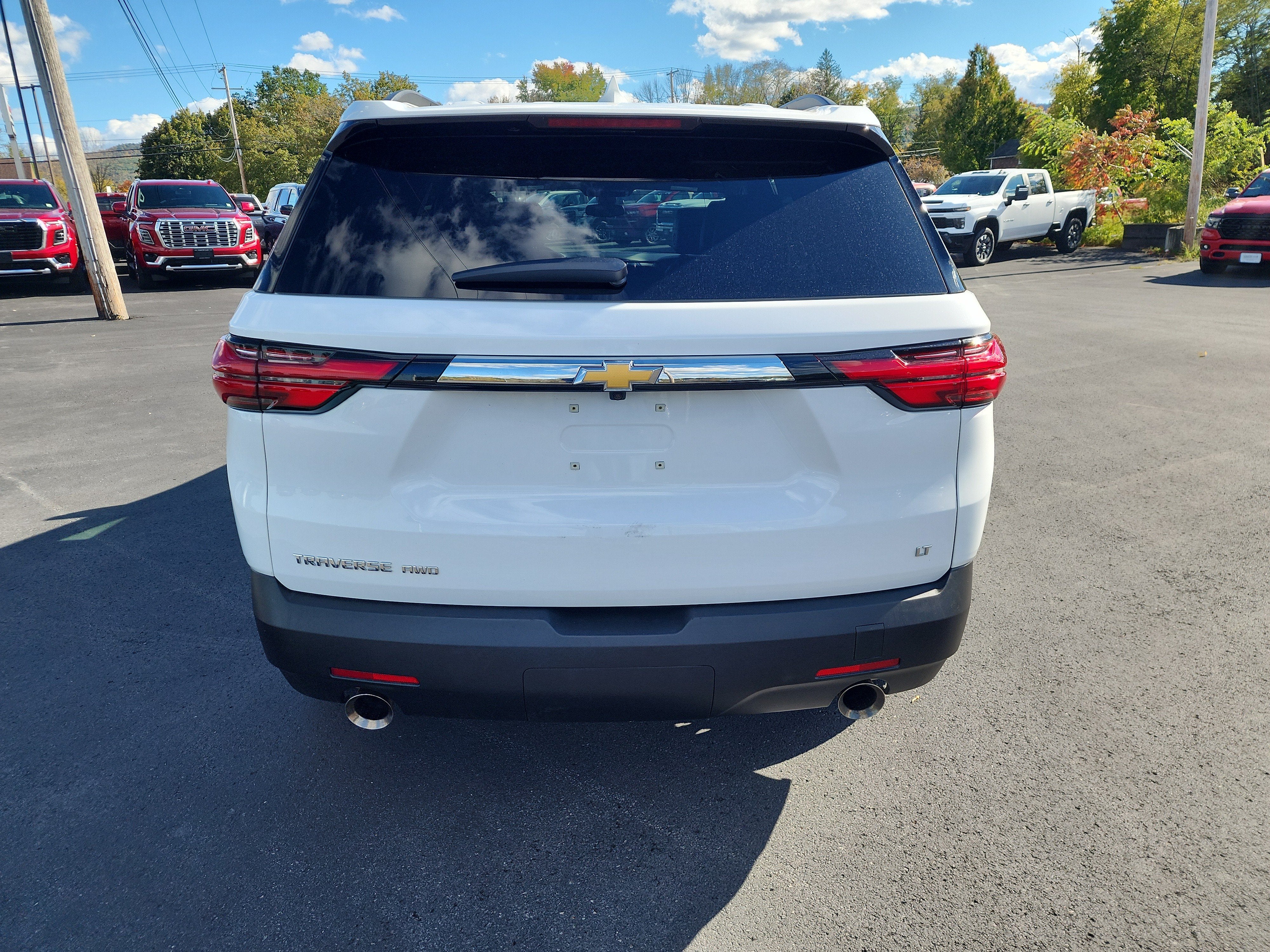 2023 Chevrolet Traverse LT Leather