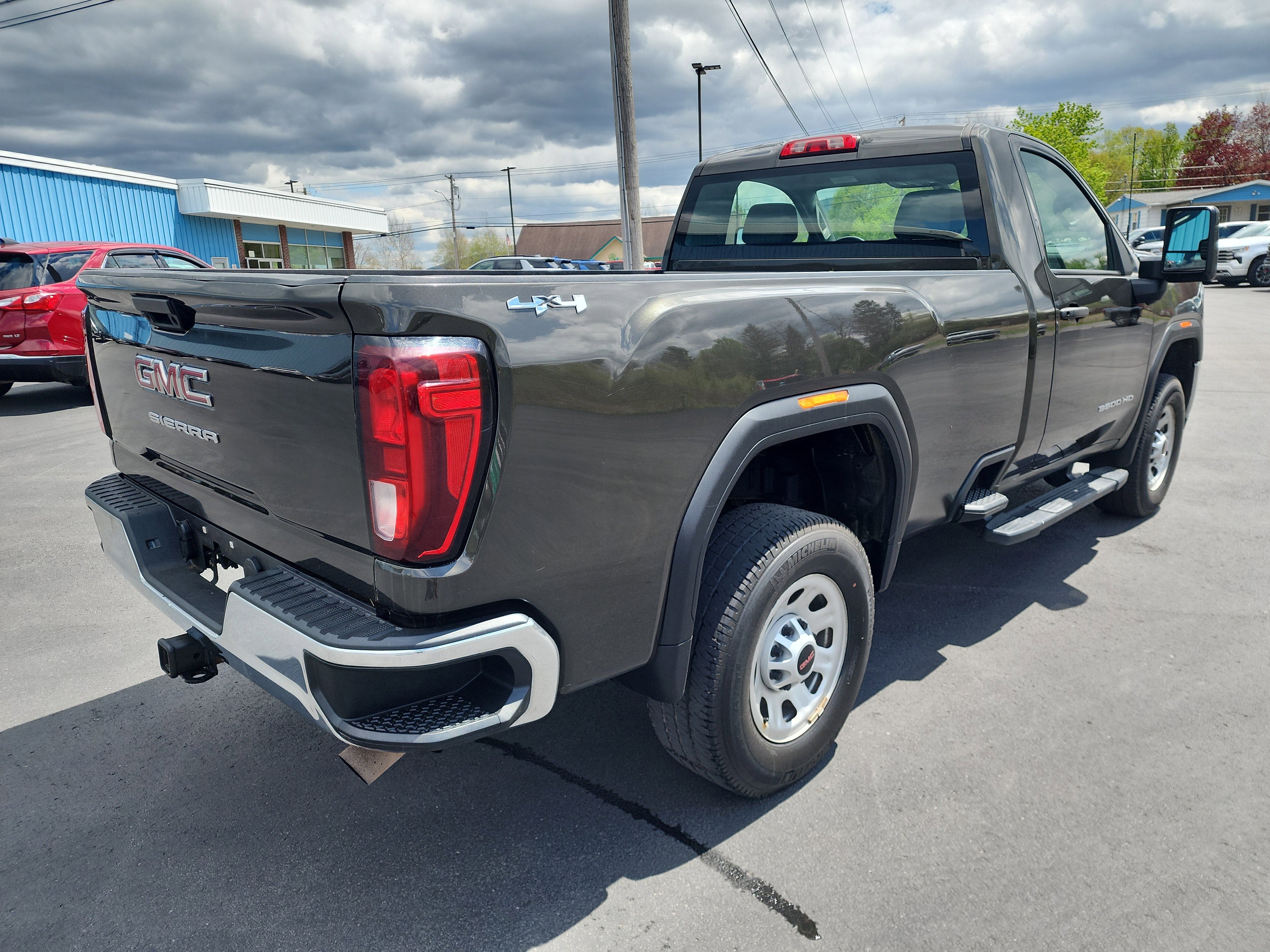 2023 GMC Sierra 3500 HD Pro