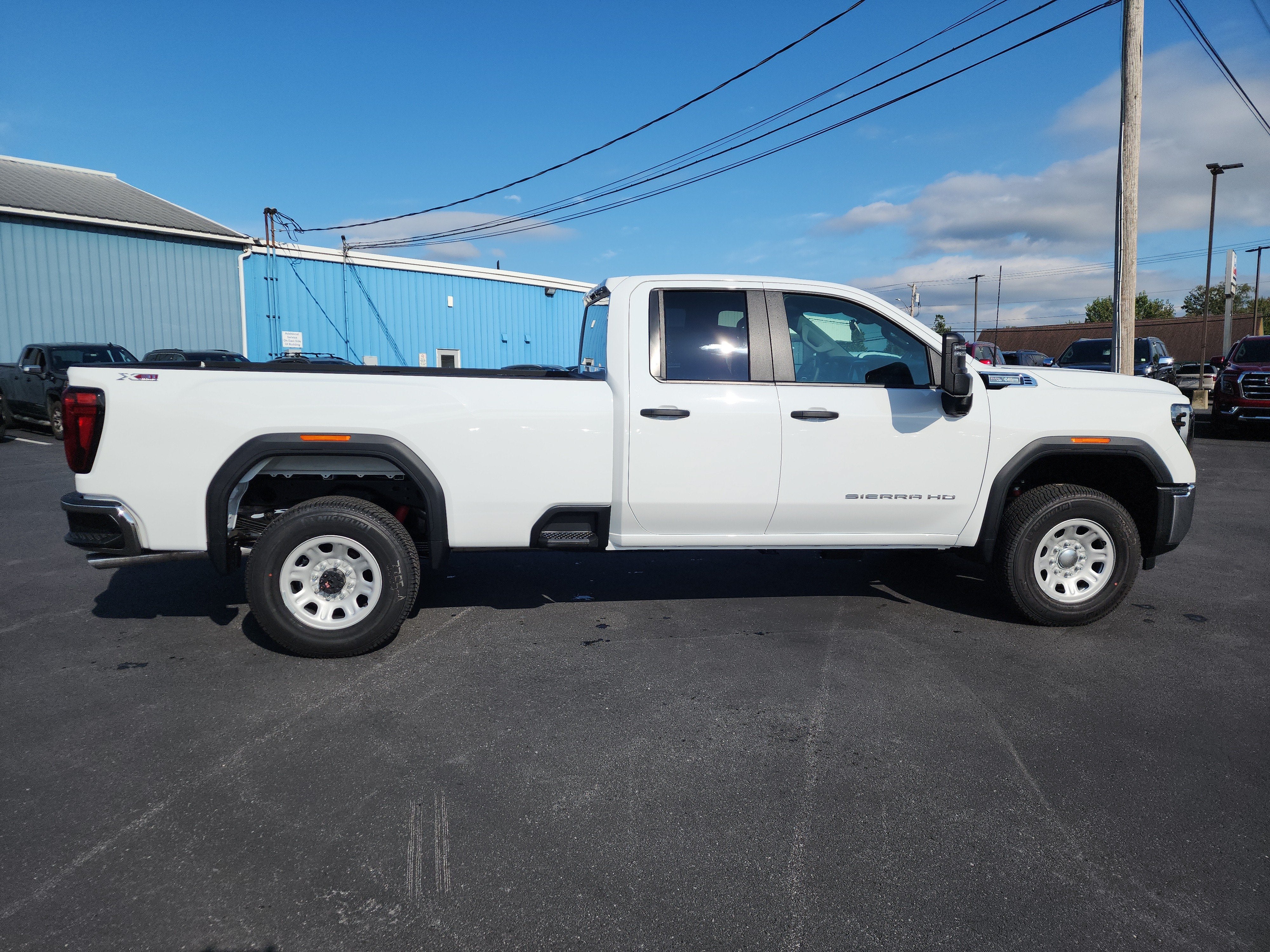 2026 GMC Sierra 2500HD Pro - Photo 9