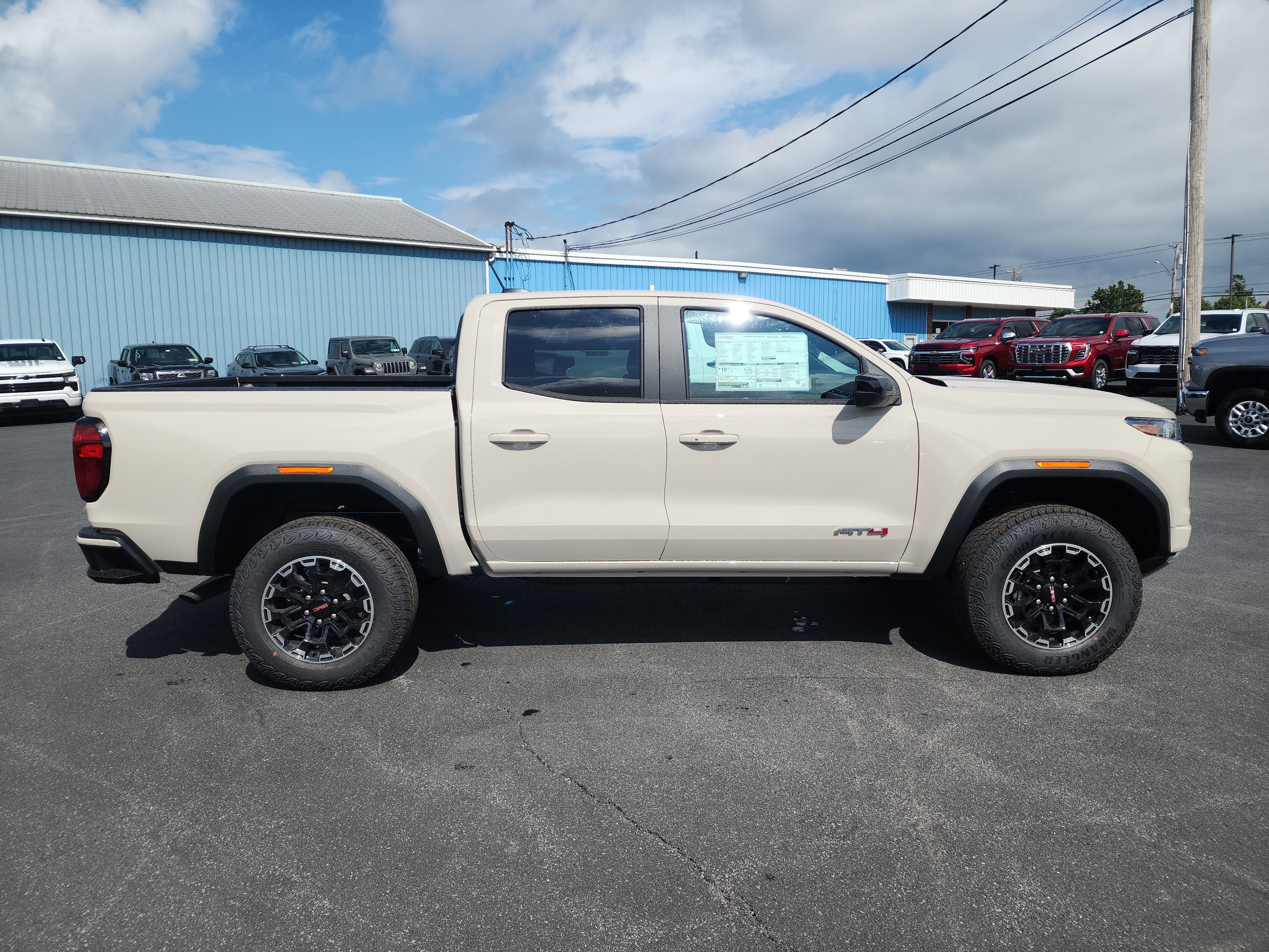 2026 GMC Canyon AT4