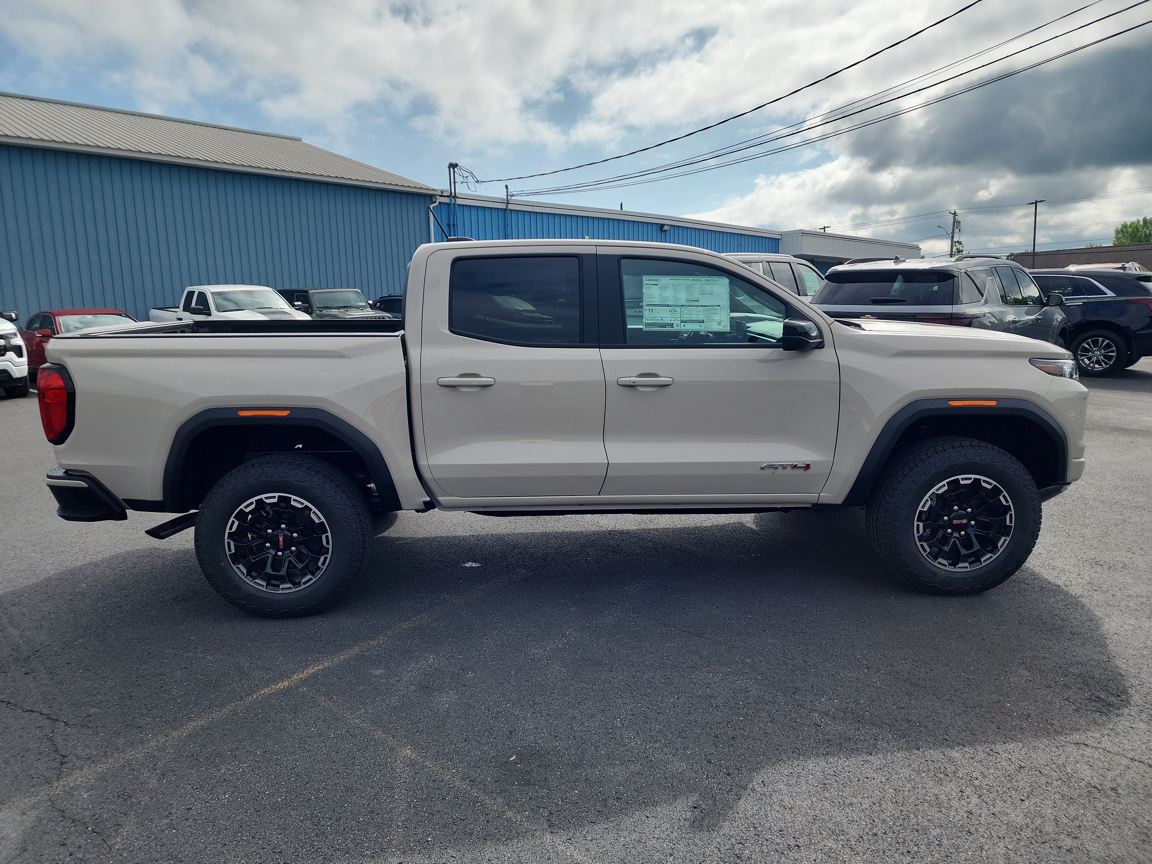 2026 GMC Canyon AT4