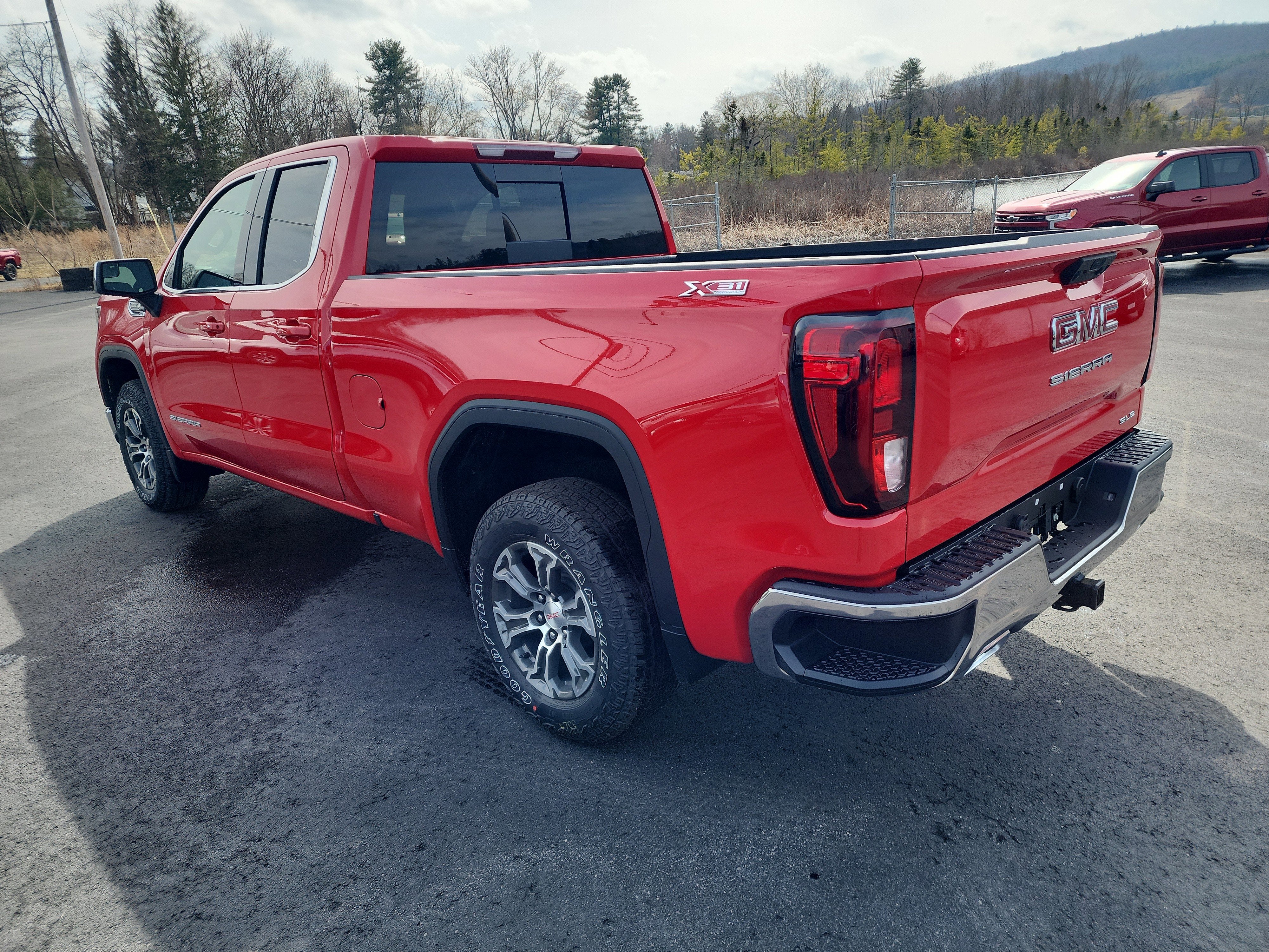 2026 GMC Sierra 1500 SLE