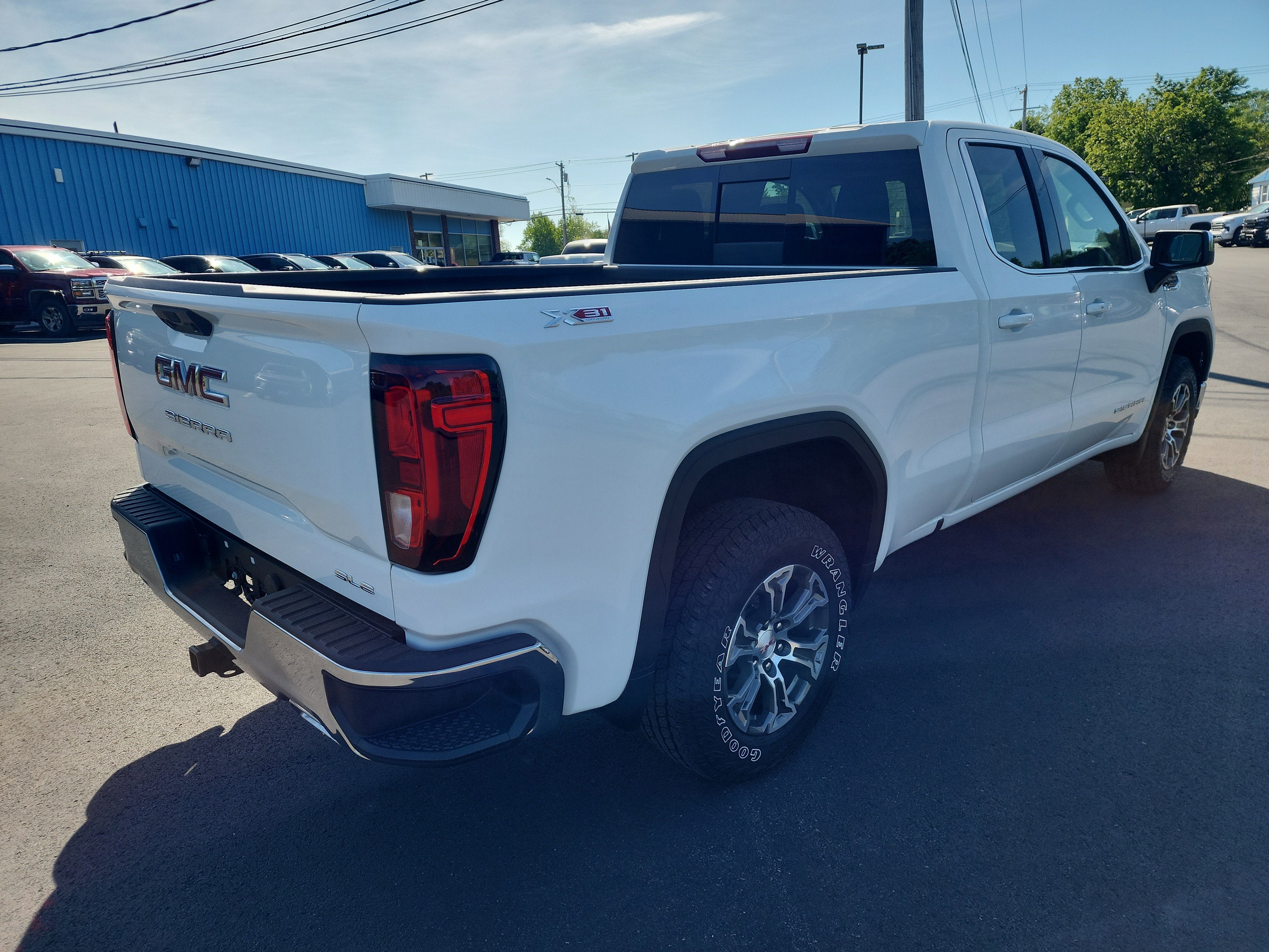 2026 GMC Sierra 1500 SLE