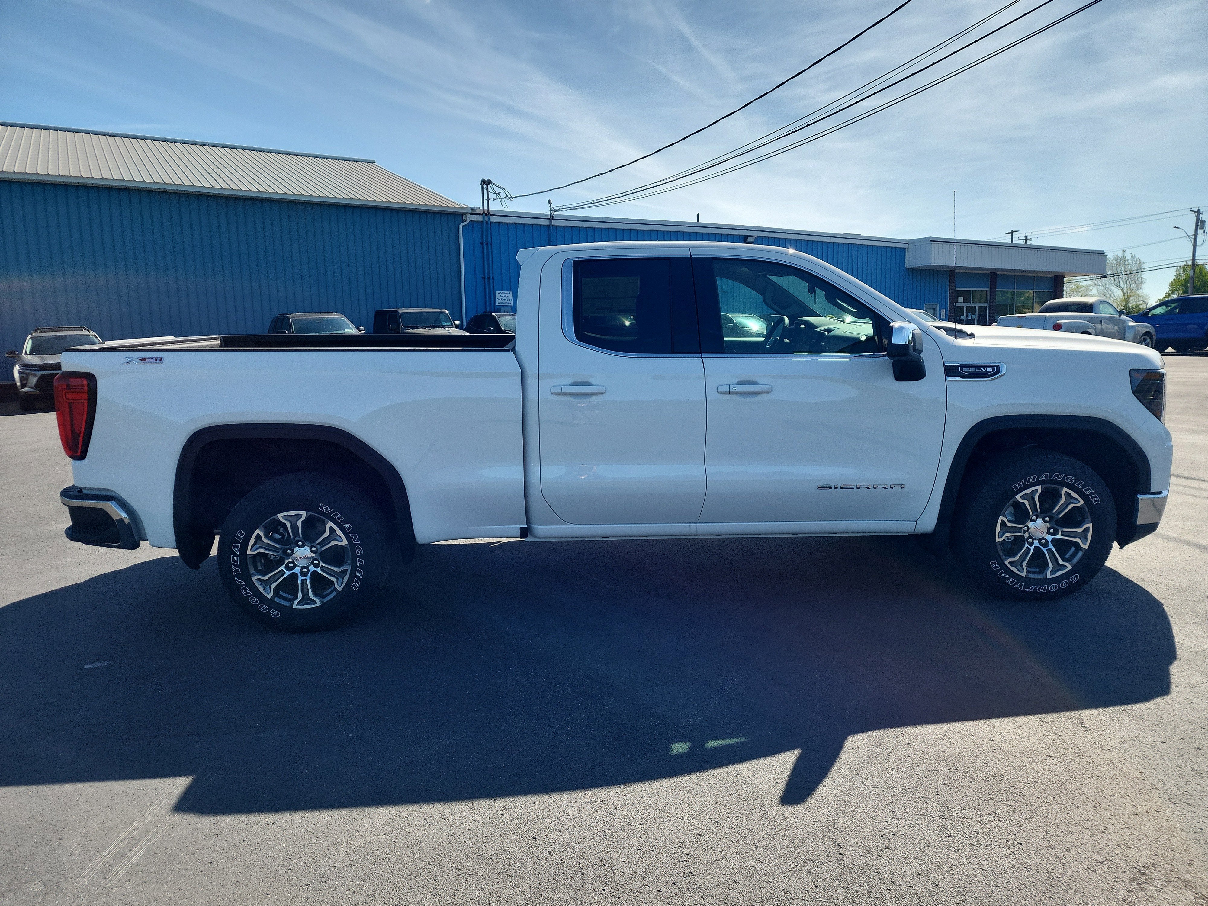 2026 GMC Sierra 1500 SLE