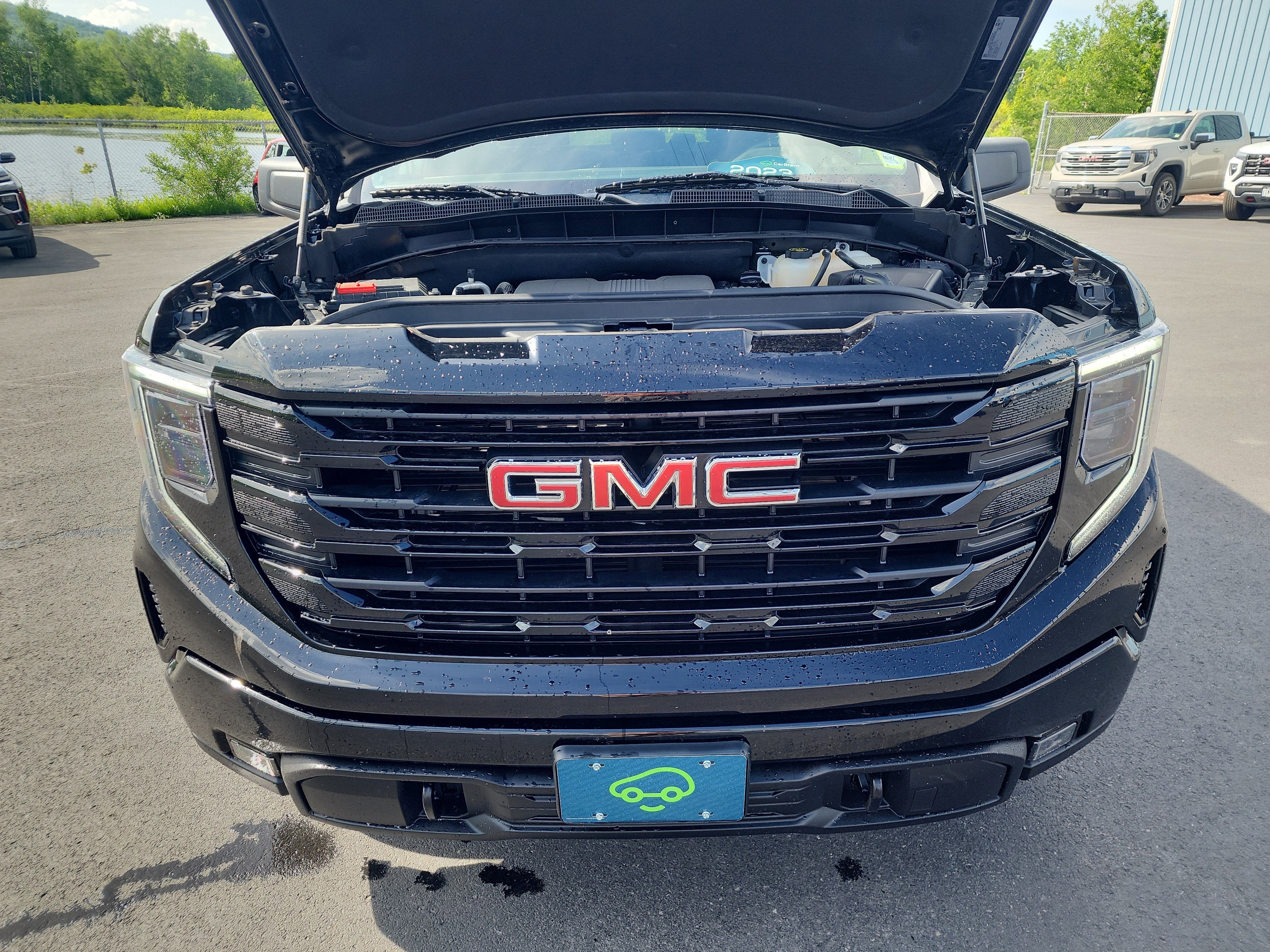 2023 GMC Sierra 1500 Elevation
