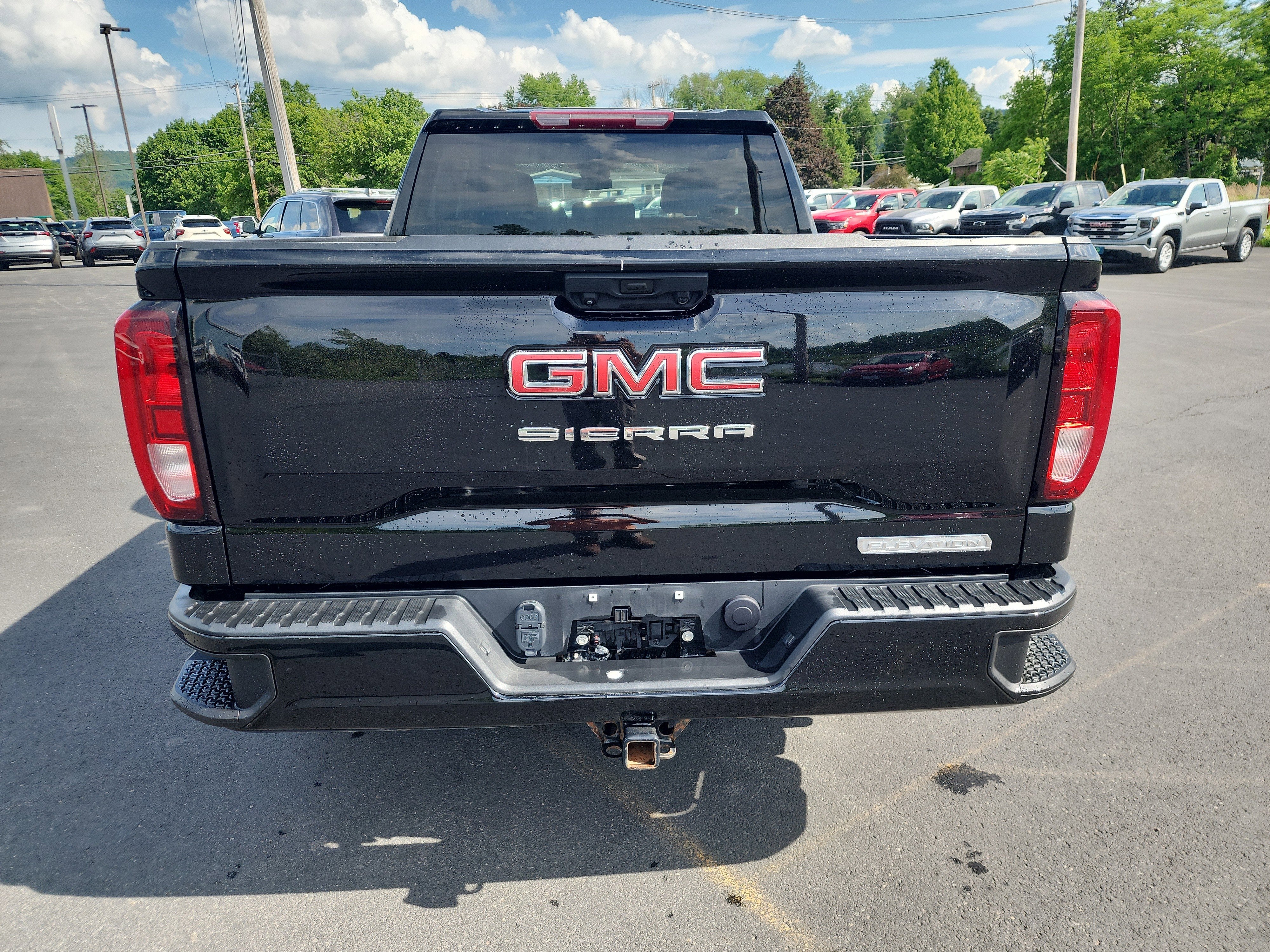 2023 GMC Sierra 1500 Elevation