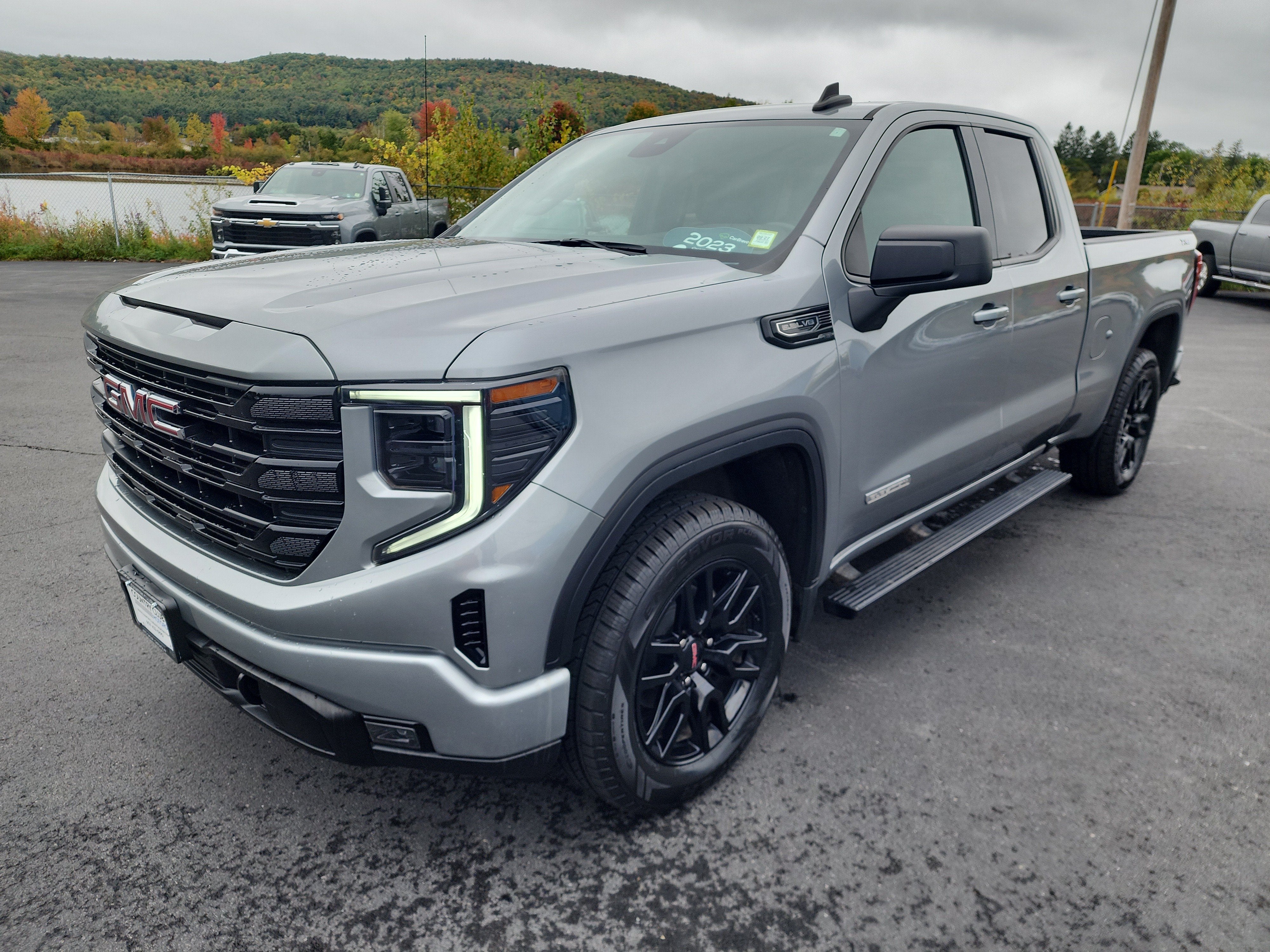 2023 GMC Sierra 1500 Elevation