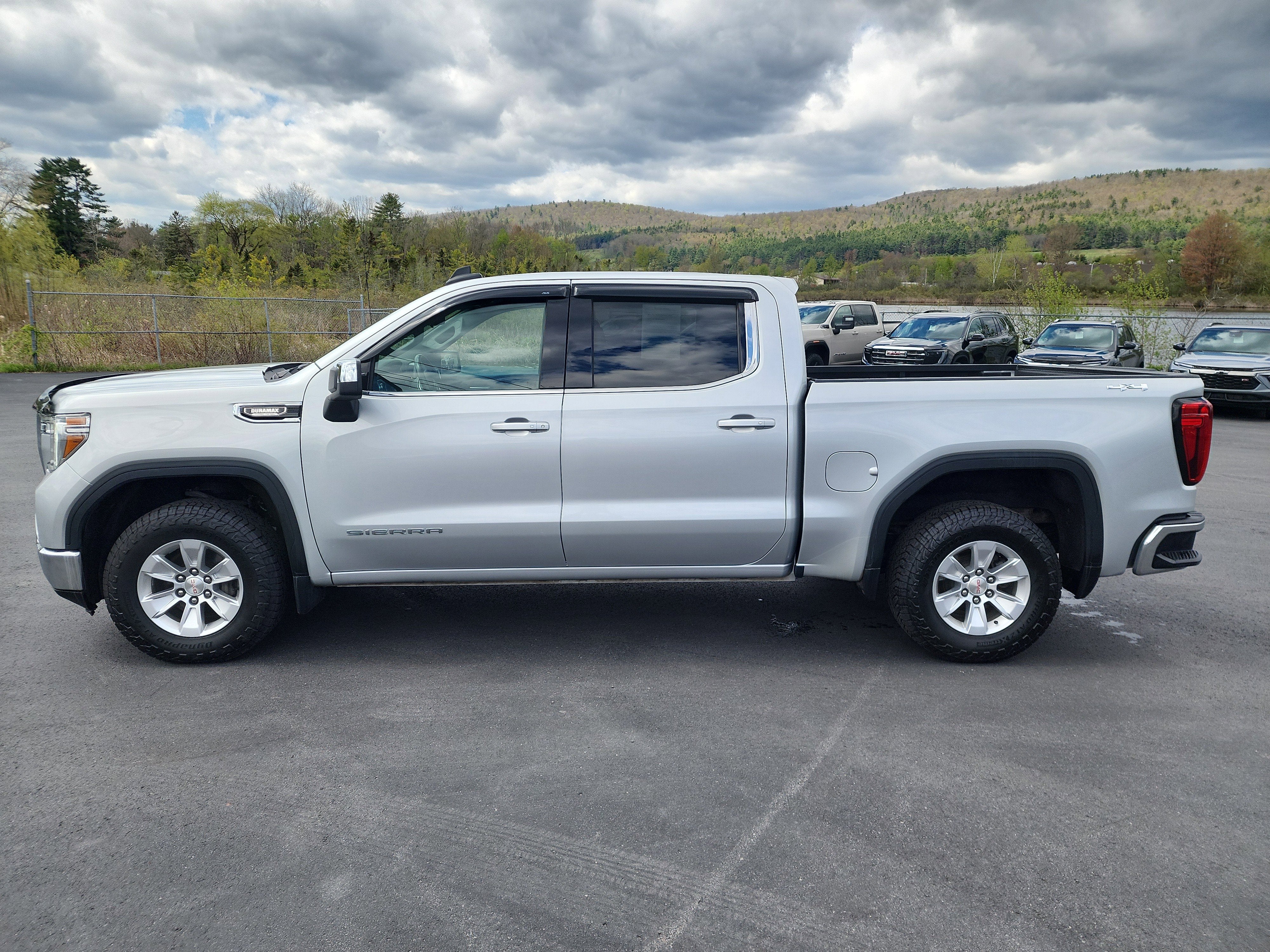 2021 GMC Sierra 1500 SLE