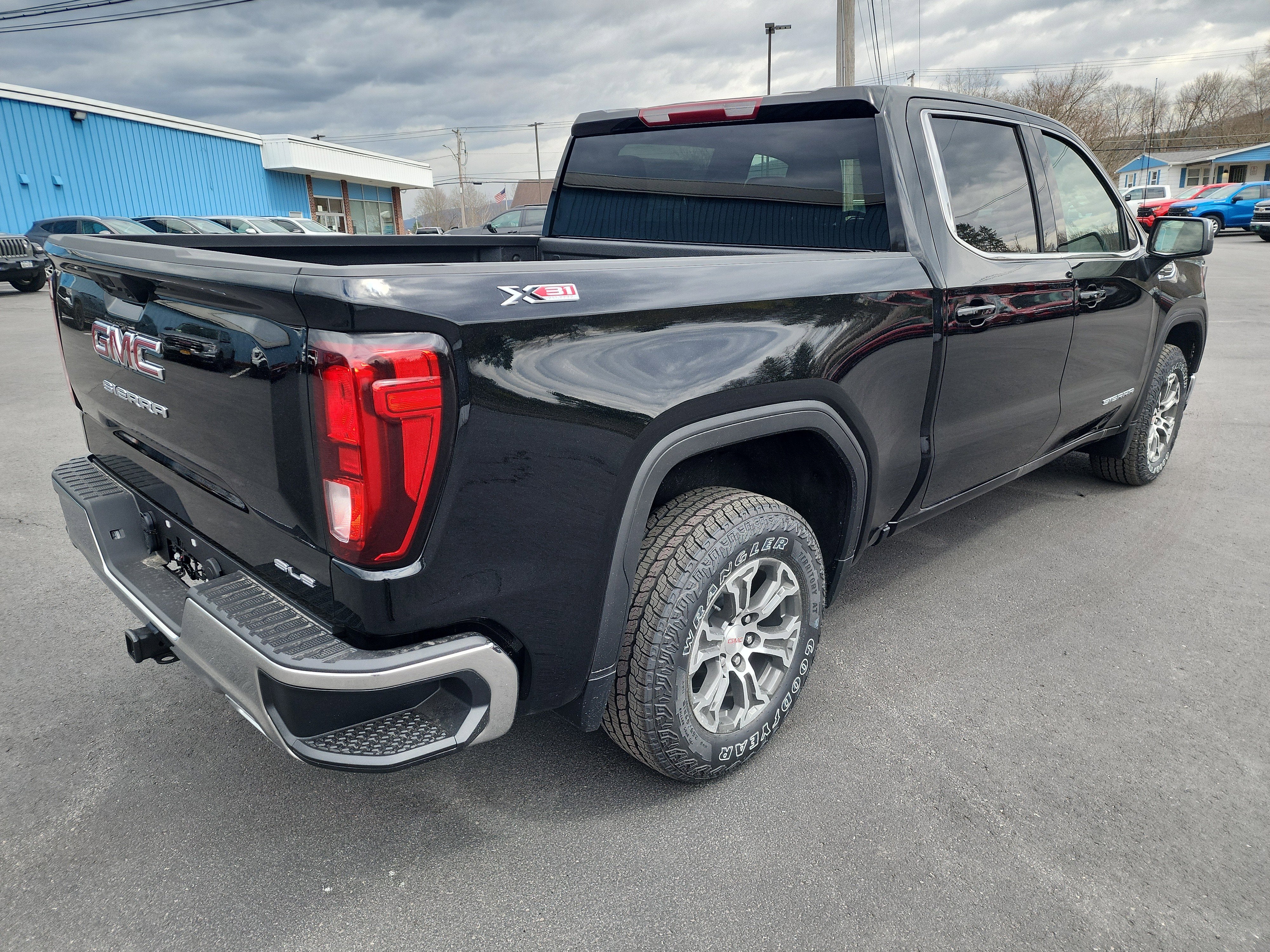 2026 GMC Sierra 1500 SLE