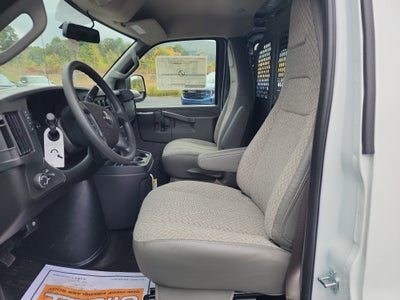 2025 GMC Savana Cargo Work Van