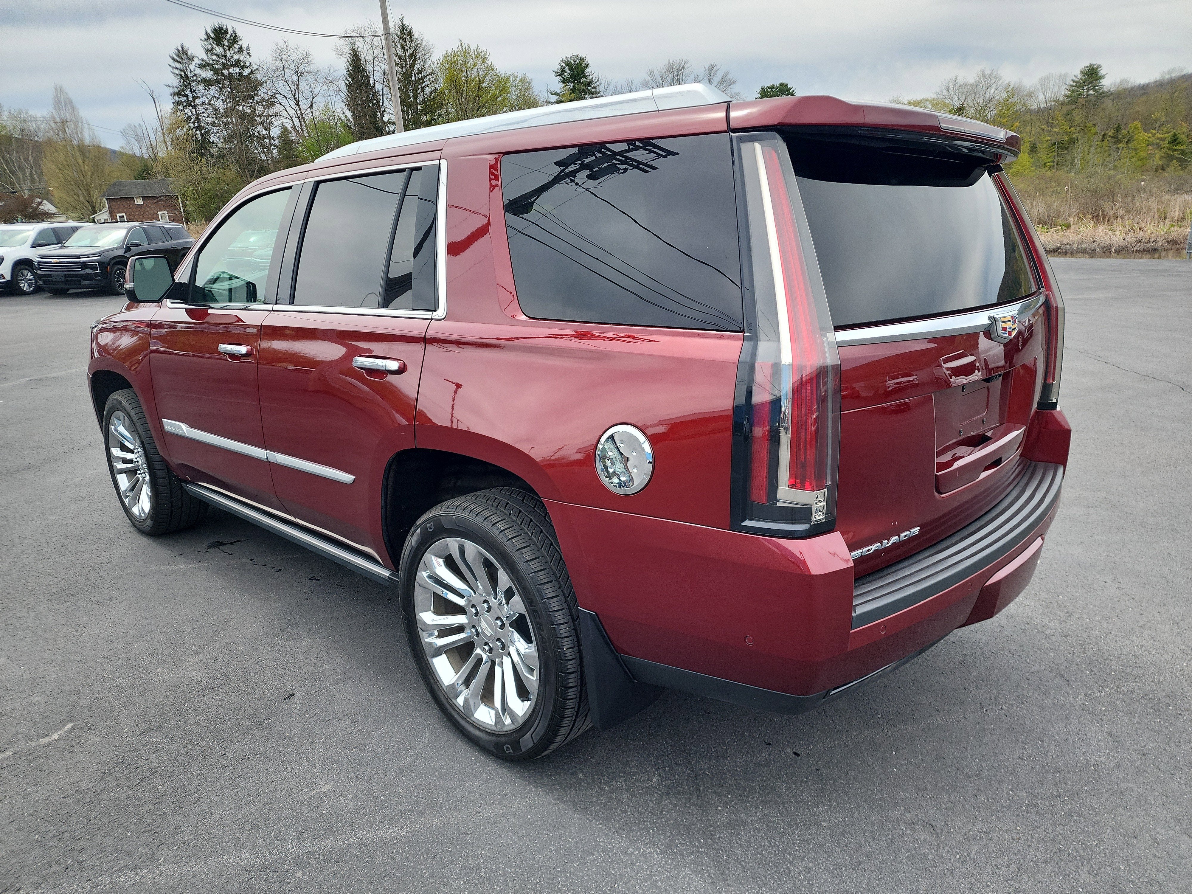 2020 Cadillac Escalade Premium Luxury