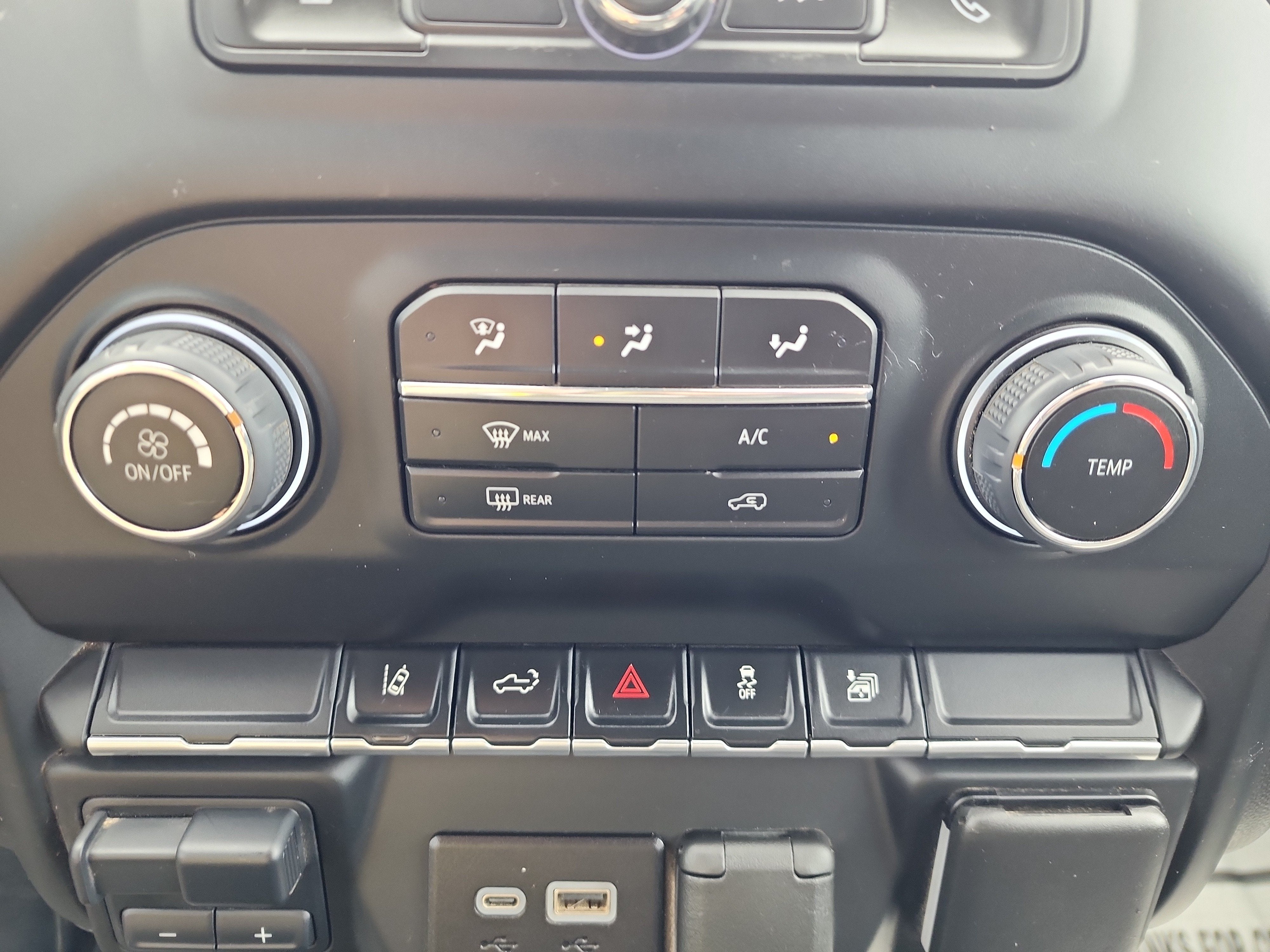 2024 Chevrolet Silverado 2500 HD Custom