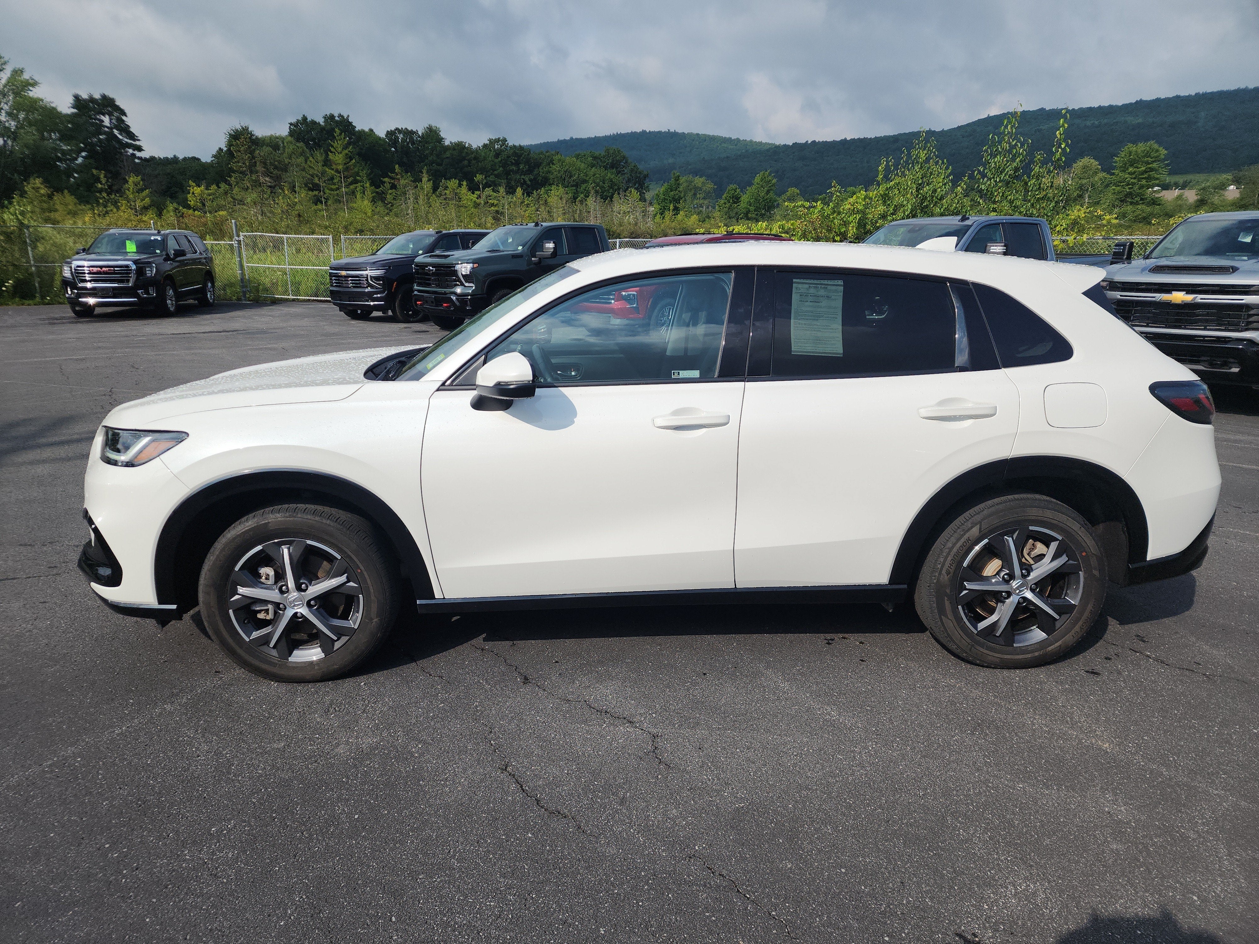2024 Honda HR-V AWD EX-L