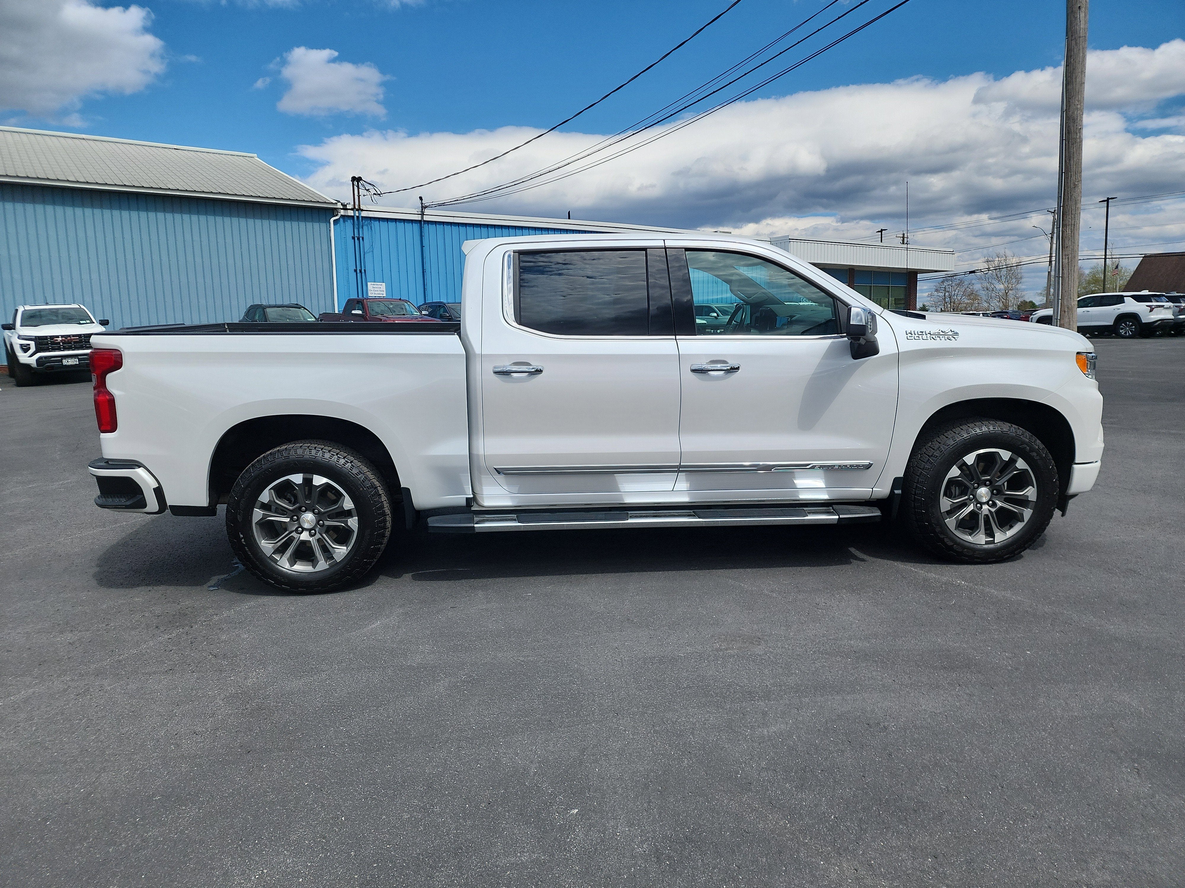 2023 Chevrolet Silverado 1500 High Country
