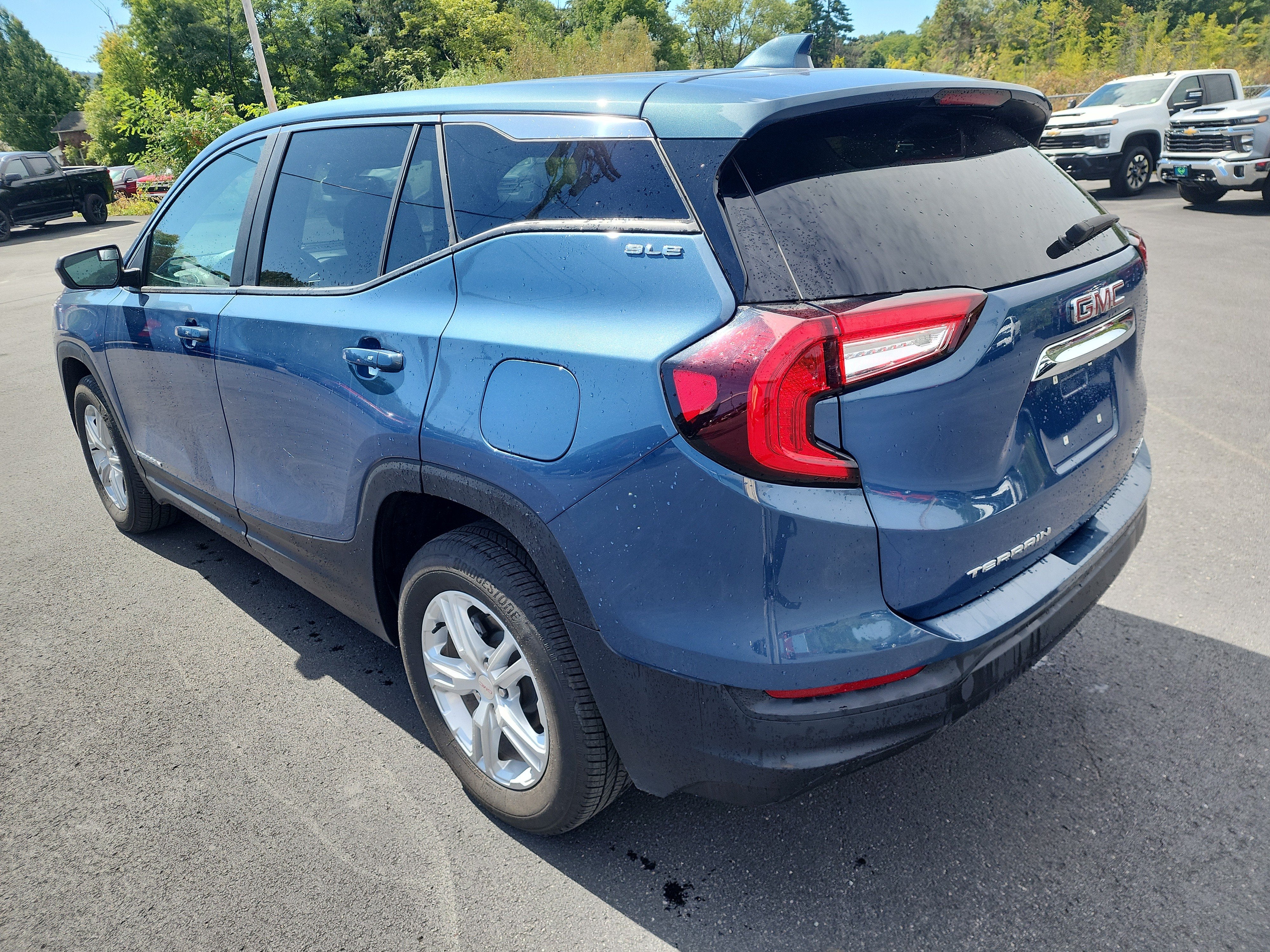 2024 GMC Terrain SLE