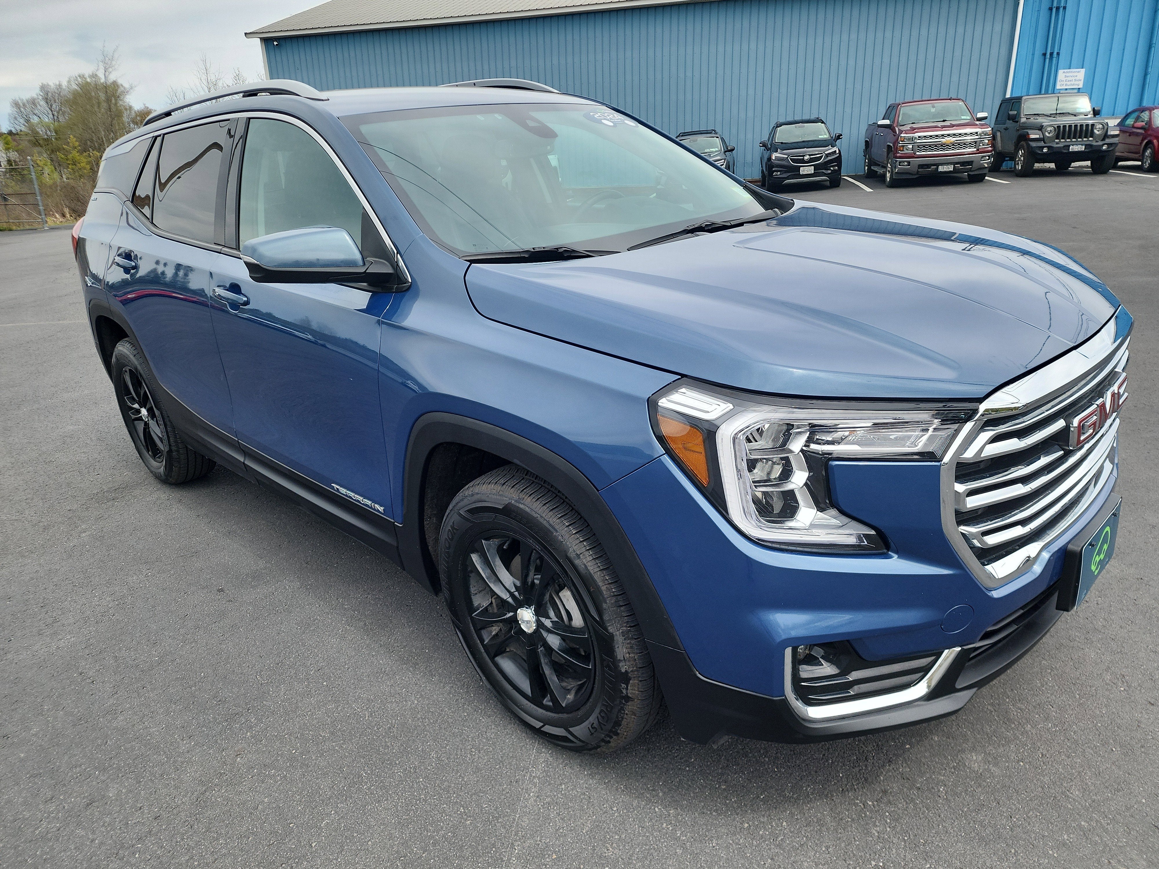 2024 GMC Terrain SLT