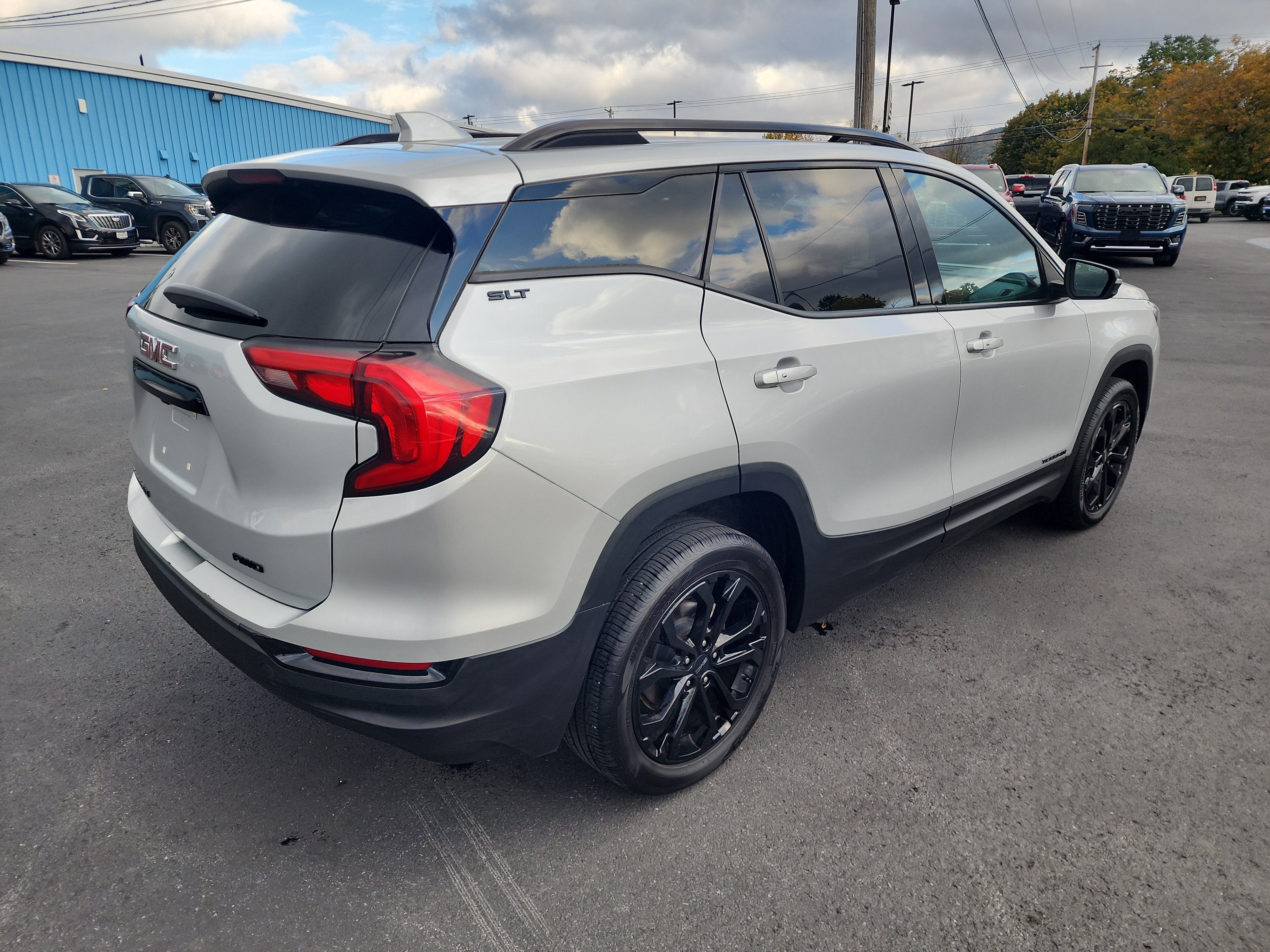 2021 GMC Terrain SLT