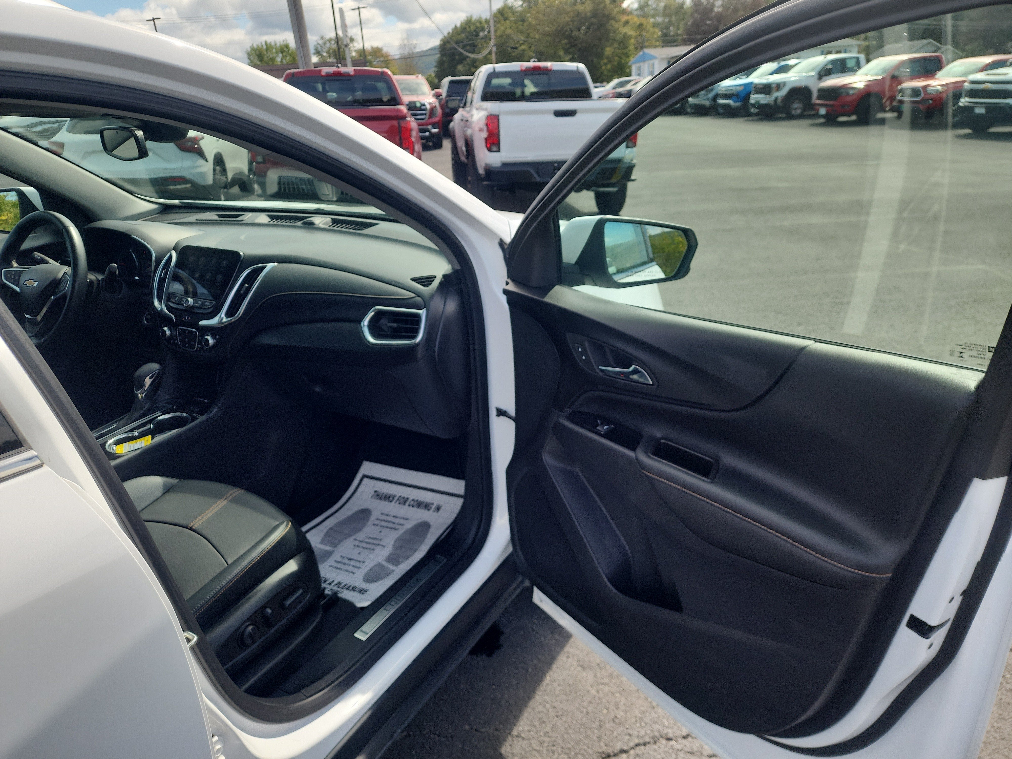 2023 Chevrolet Equinox Premier