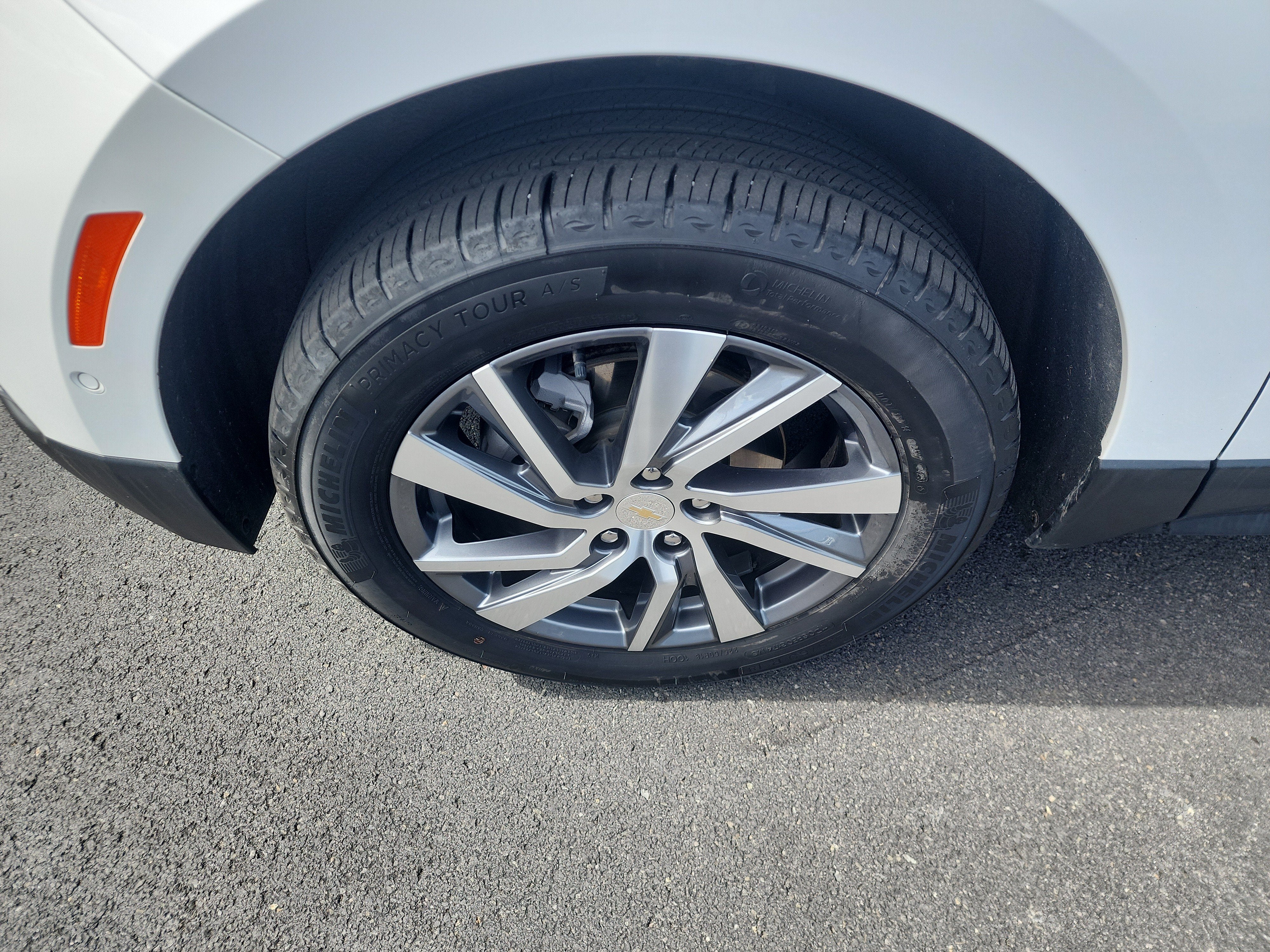 2023 Chevrolet Equinox Premier
