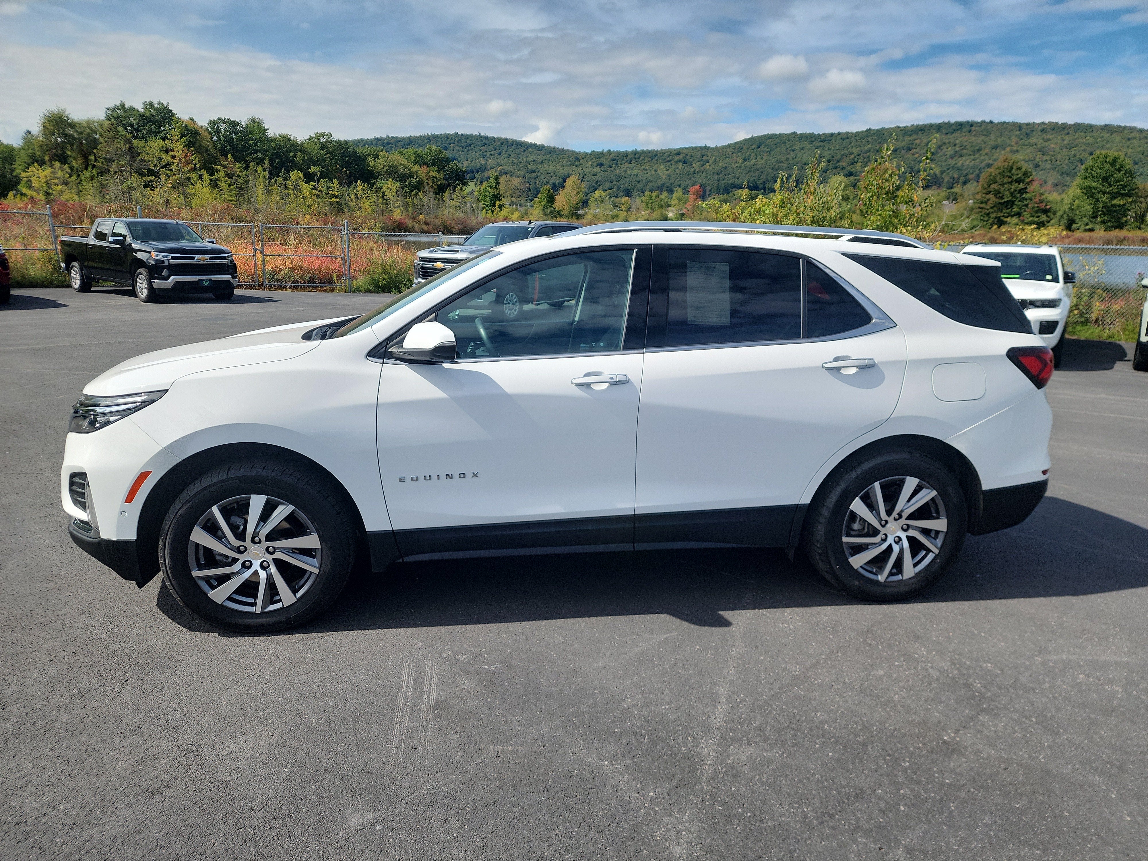 2023 Chevrolet Equinox Premier