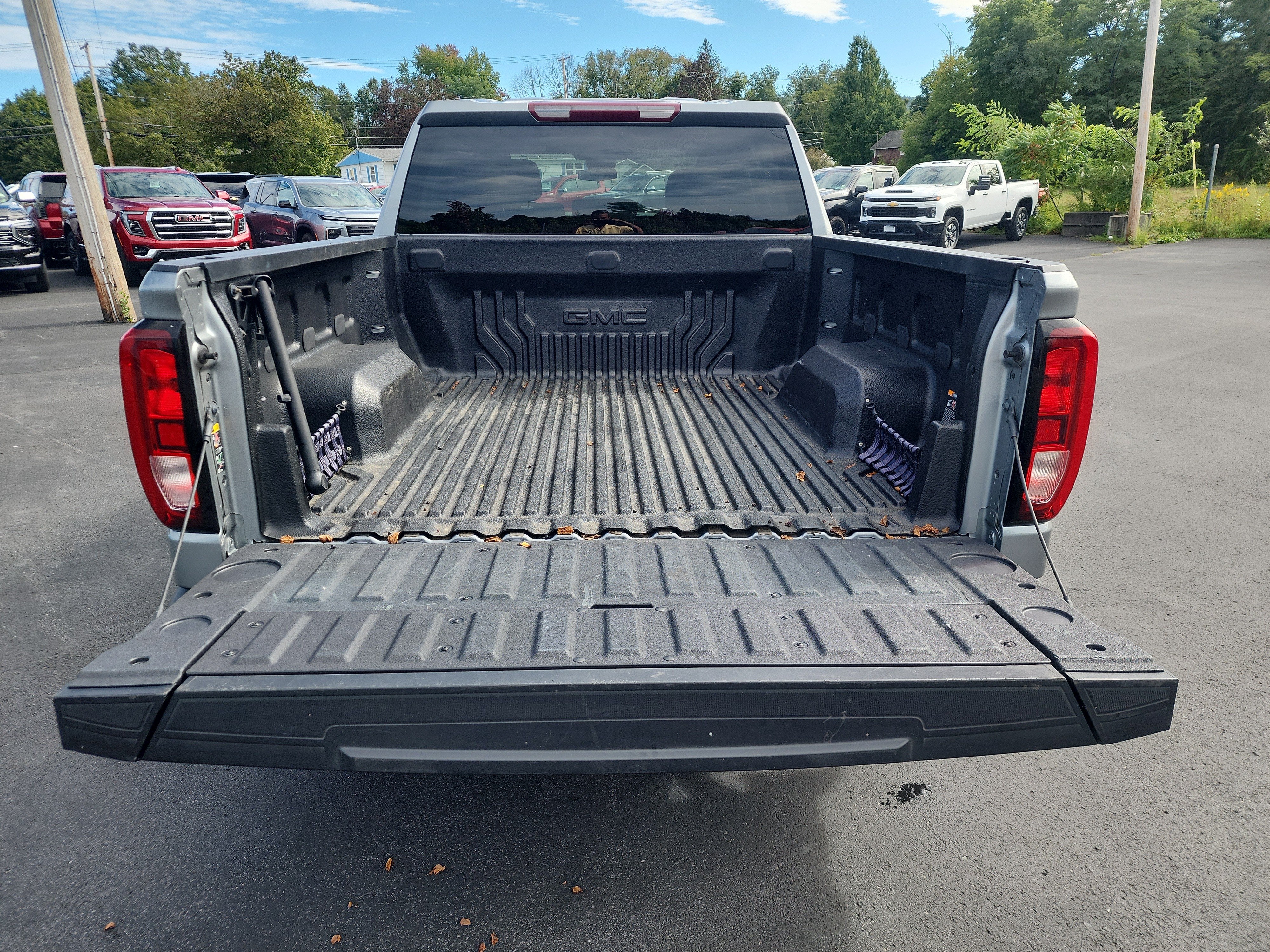 2024 GMC Sierra 1500 SLE
