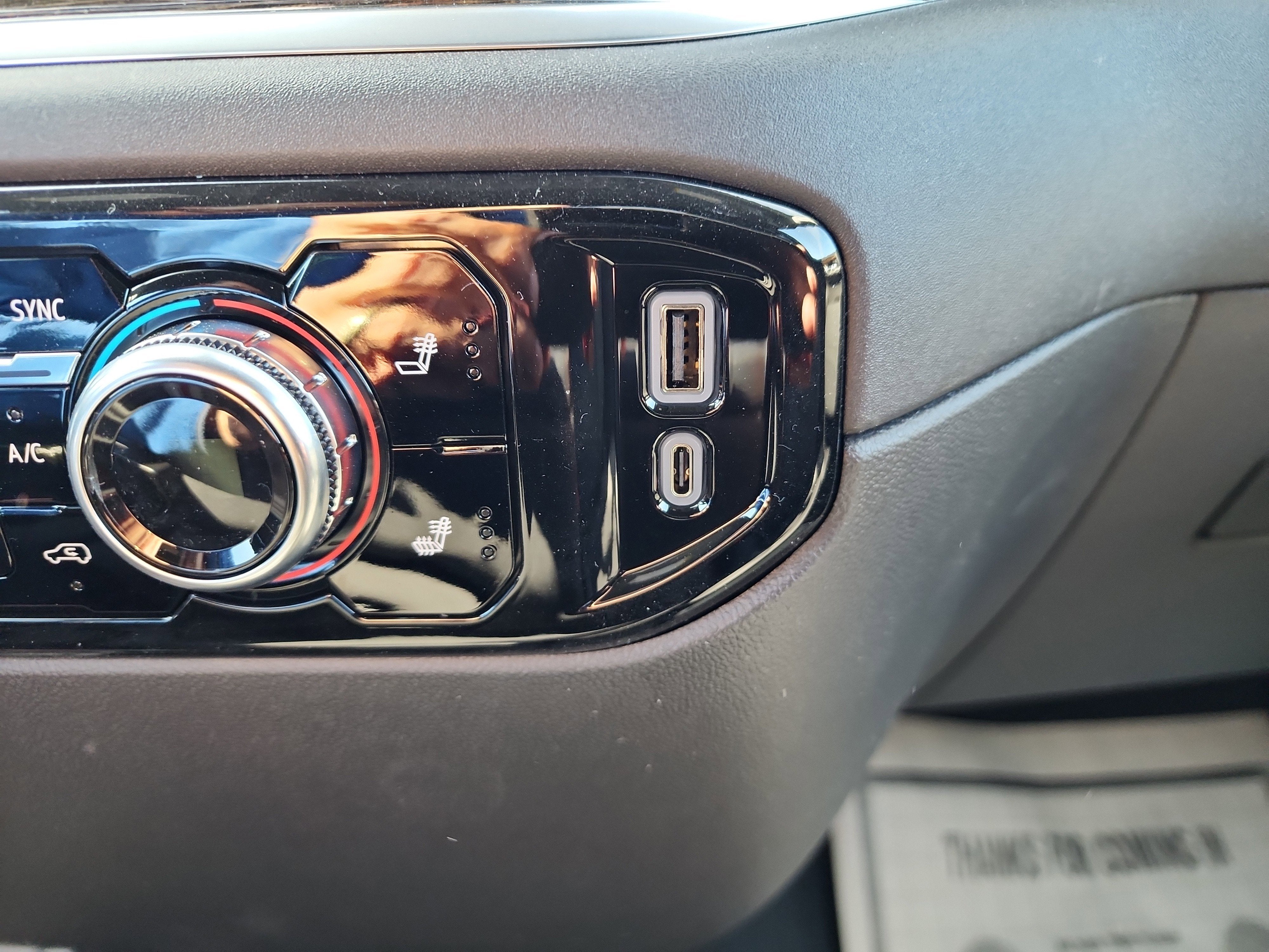 2026 GMC Sierra 1500 SLE - Photo 15